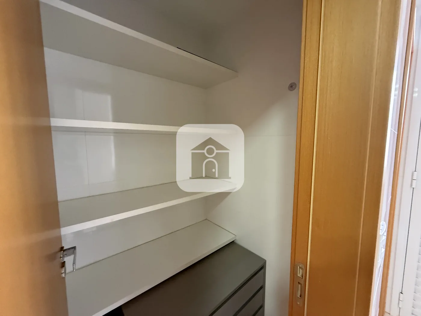 Alugar Apartamento / Padr&atilde;o em Uberlandia R$ 4.200,00 - Foto 2