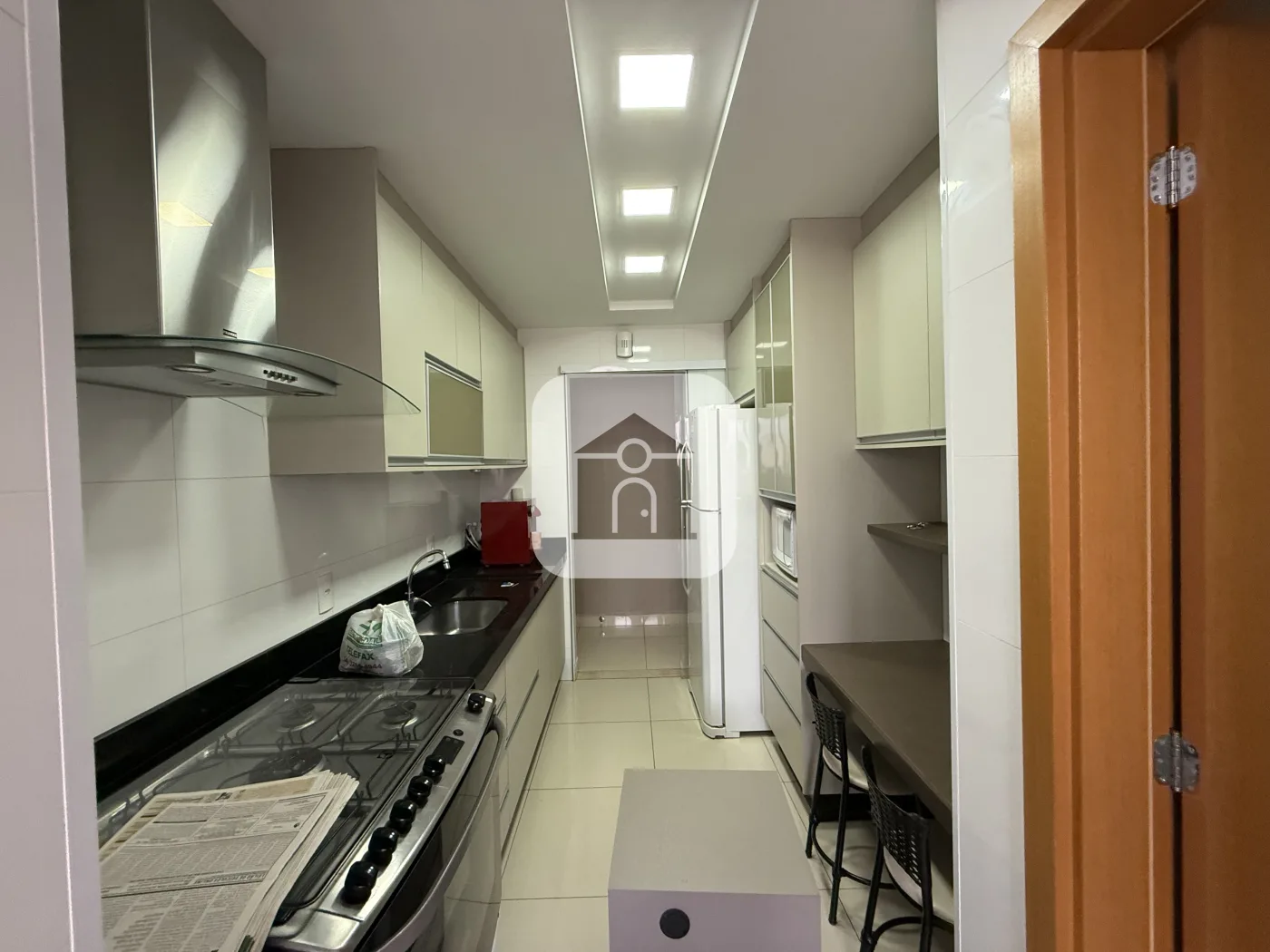 Alugar Apartamento / Padr&atilde;o em Uberlandia R$ 4.200,00 - Foto 9