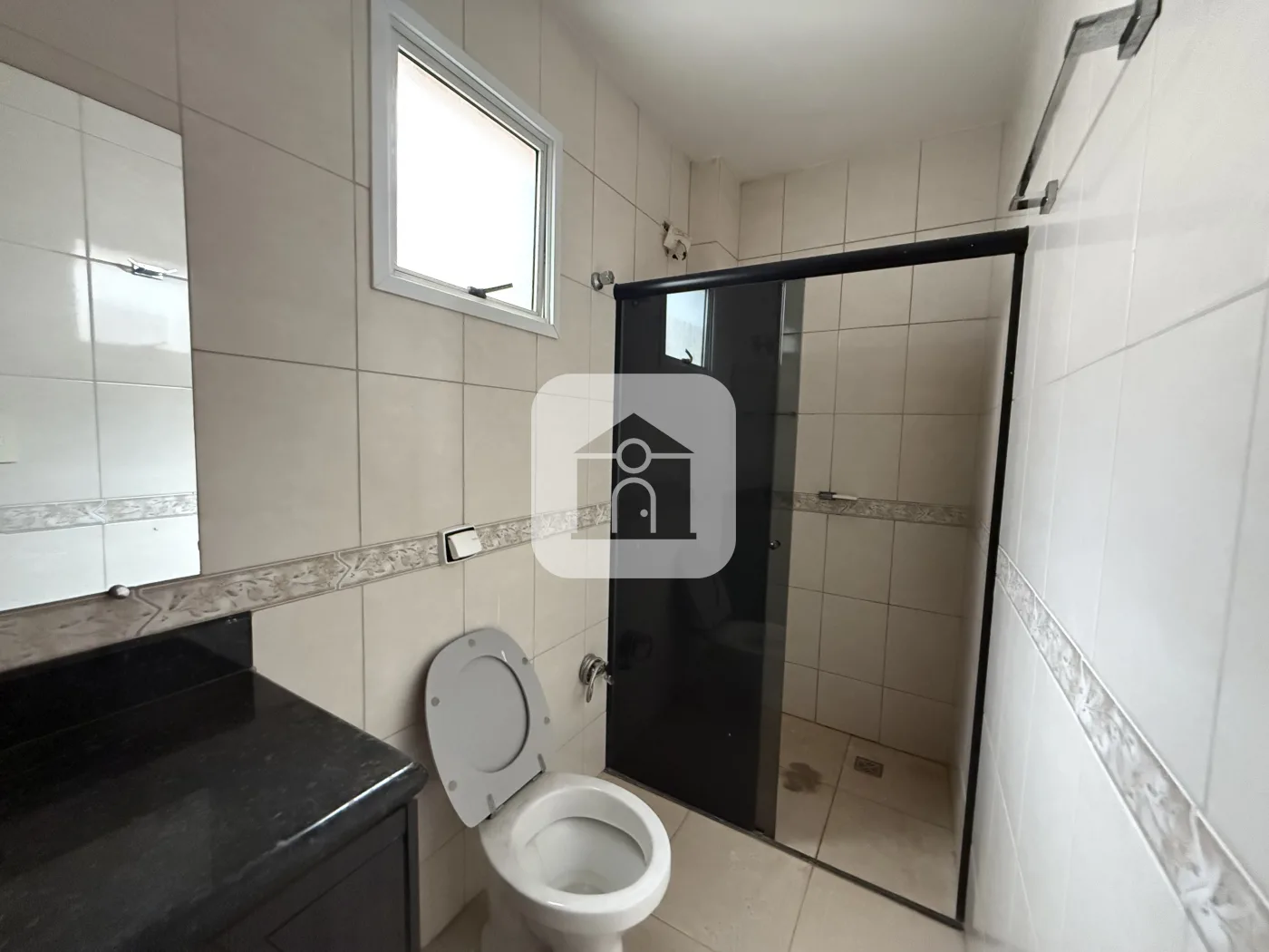 Alugar Apartamento / Cobertura em Uberlandia R$ 3.000,00 - Foto 1