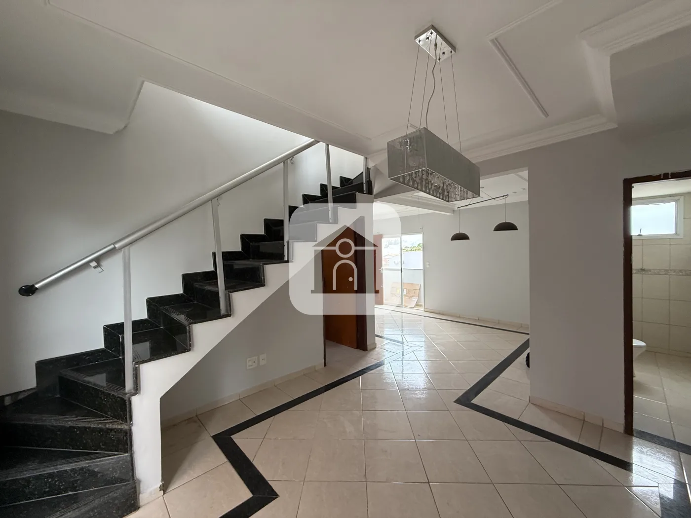 Alugar Apartamento / Cobertura em Uberlandia R$ 3.000,00 - Foto 11