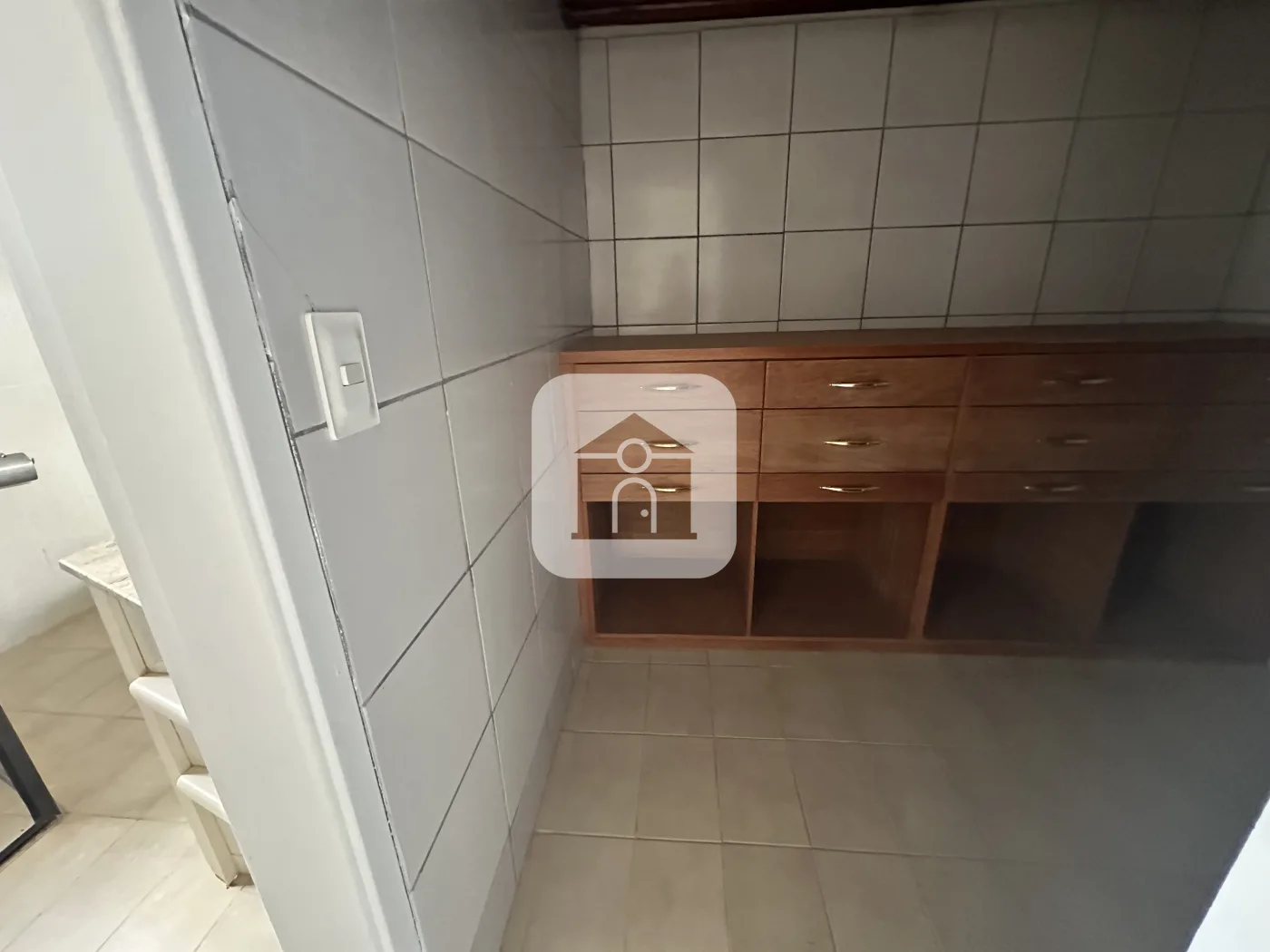 Alugar Casa / Padr&atilde;o em Uberl&acirc;ndia R$ 4.500,00 - Foto 4