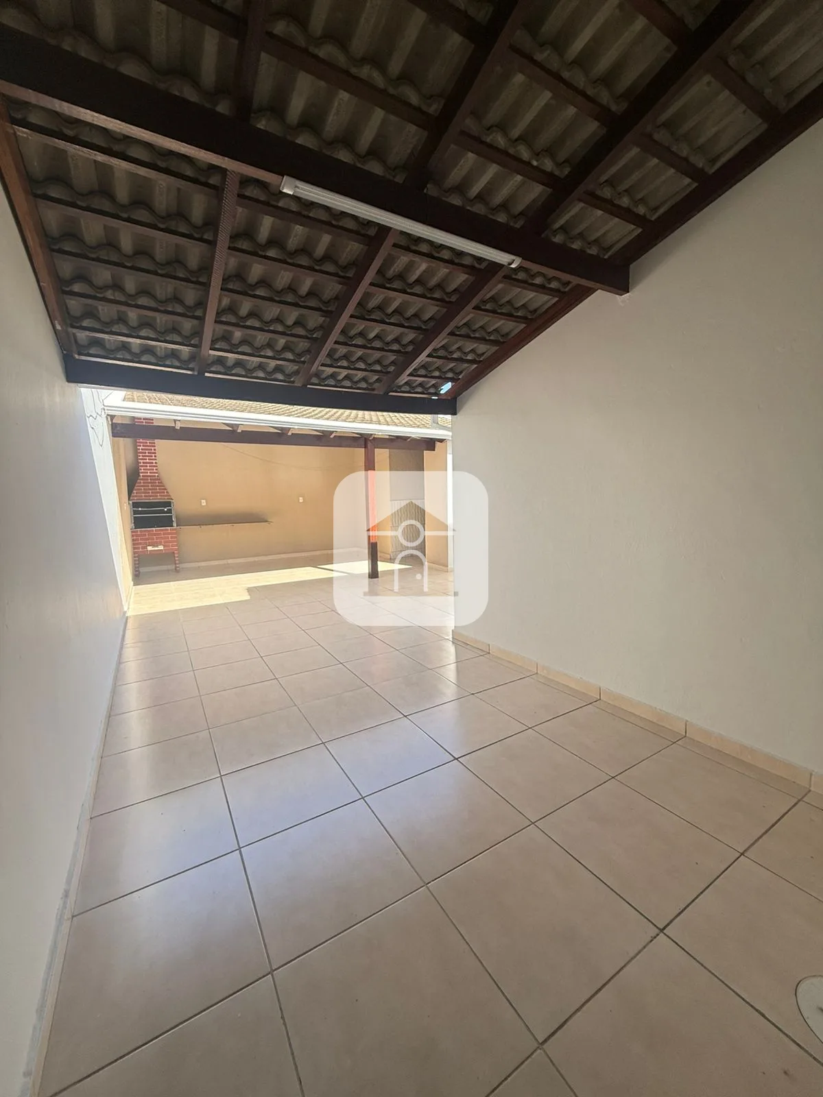 Alugar Casa / Padr&atilde;o em Araguari R$ 2.300,00 - Foto 13