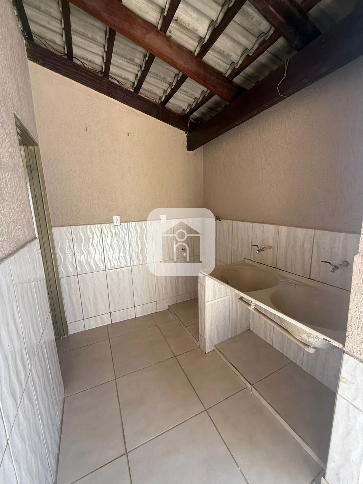 Alugar Casa / Padr&atilde;o em Araguari R$ 2.300,00 - Foto 18