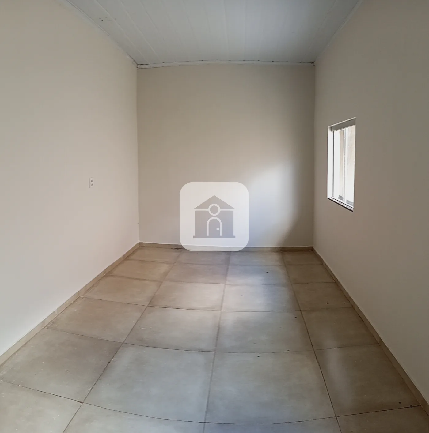 Alugar Casa / Padr&atilde;o em Uberl&acirc;ndia R$ 1.800,00 - Foto 3