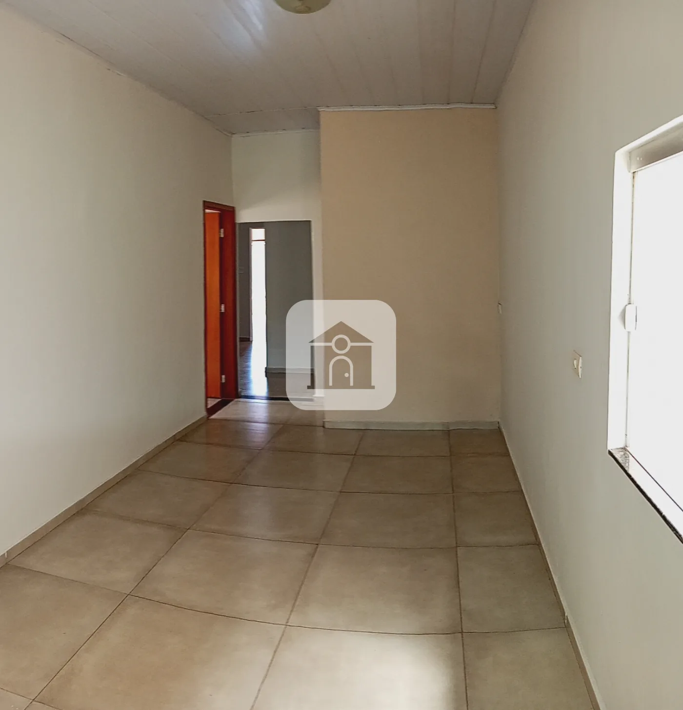 Alugar Casa / Padr&atilde;o em Uberl&acirc;ndia R$ 1.800,00 - Foto 6