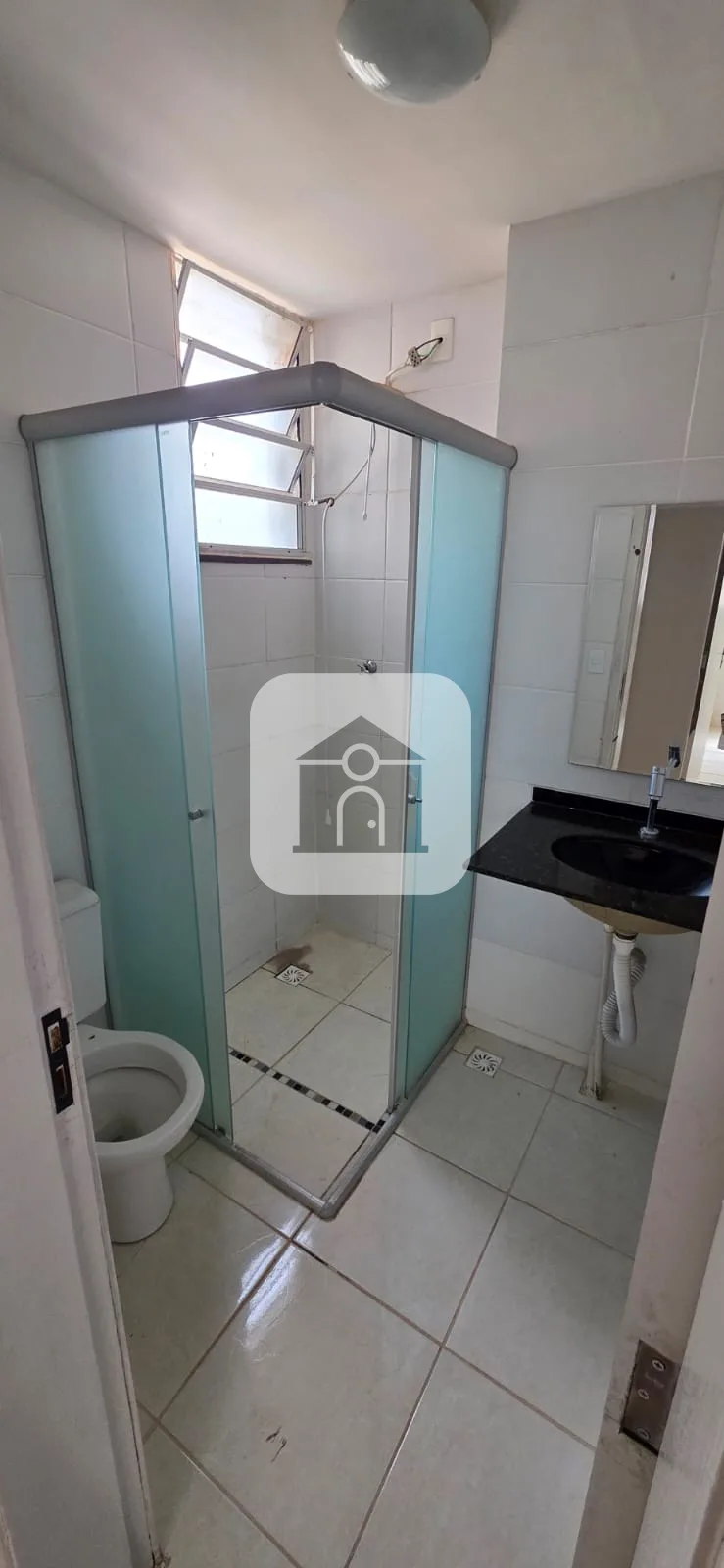 Alugar Apartamento / Padr&atilde;o em Uberlandia R$ 1.100,00 - Foto 2
