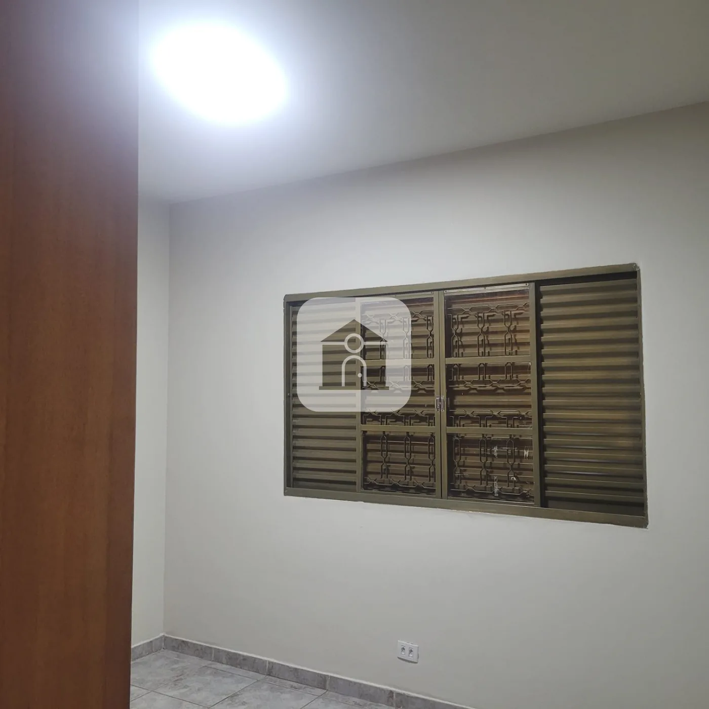 Alugar Casa / Padr&atilde;o em Uberl&acirc;ndia R$ 5.000,00 - Foto 8