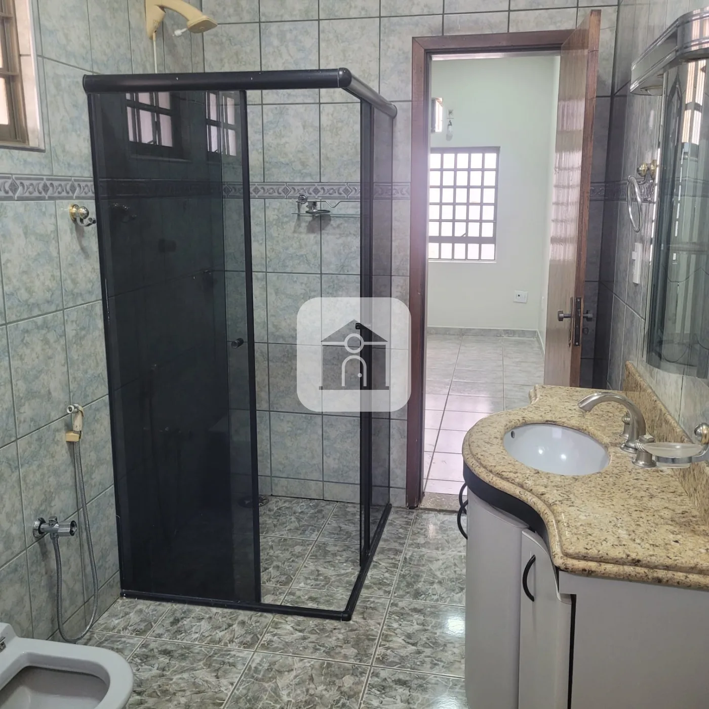 Alugar Casa / Padr&atilde;o em Uberl&acirc;ndia R$ 5.000,00 - Foto 16