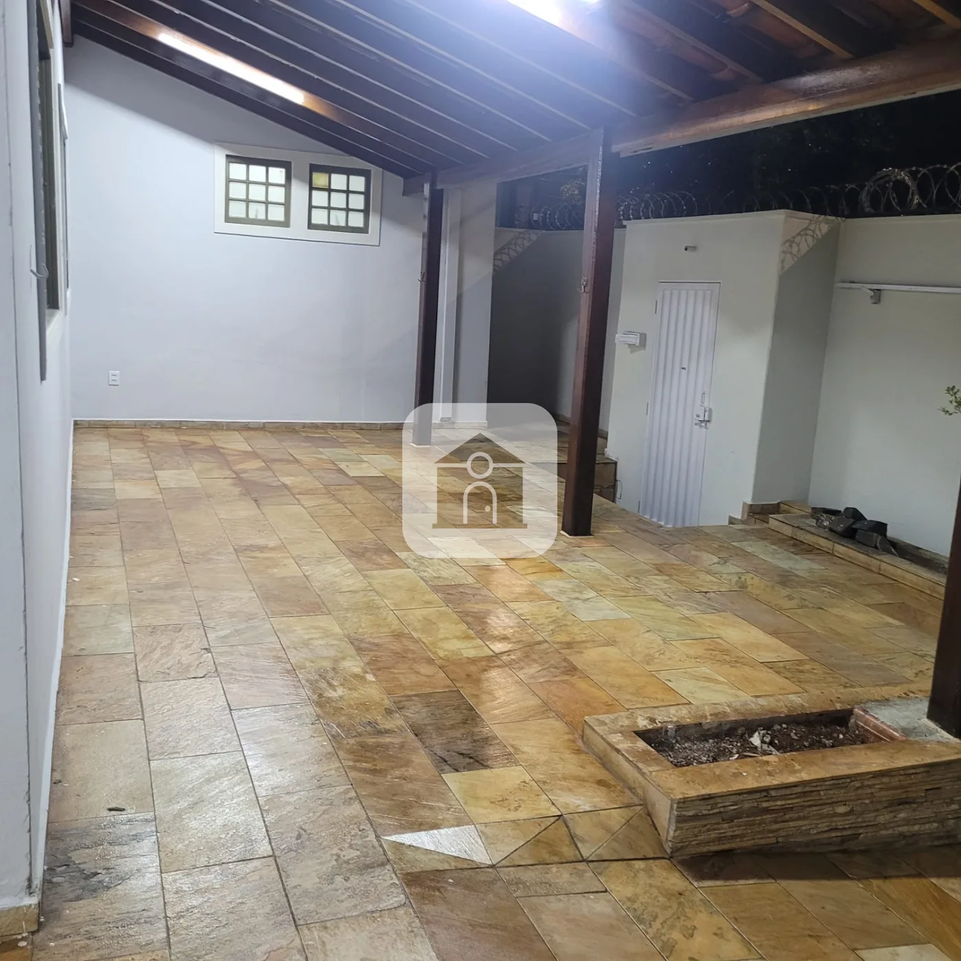Alugar Casa / Padr&atilde;o em Uberl&acirc;ndia R$ 5.000,00 - Foto 19