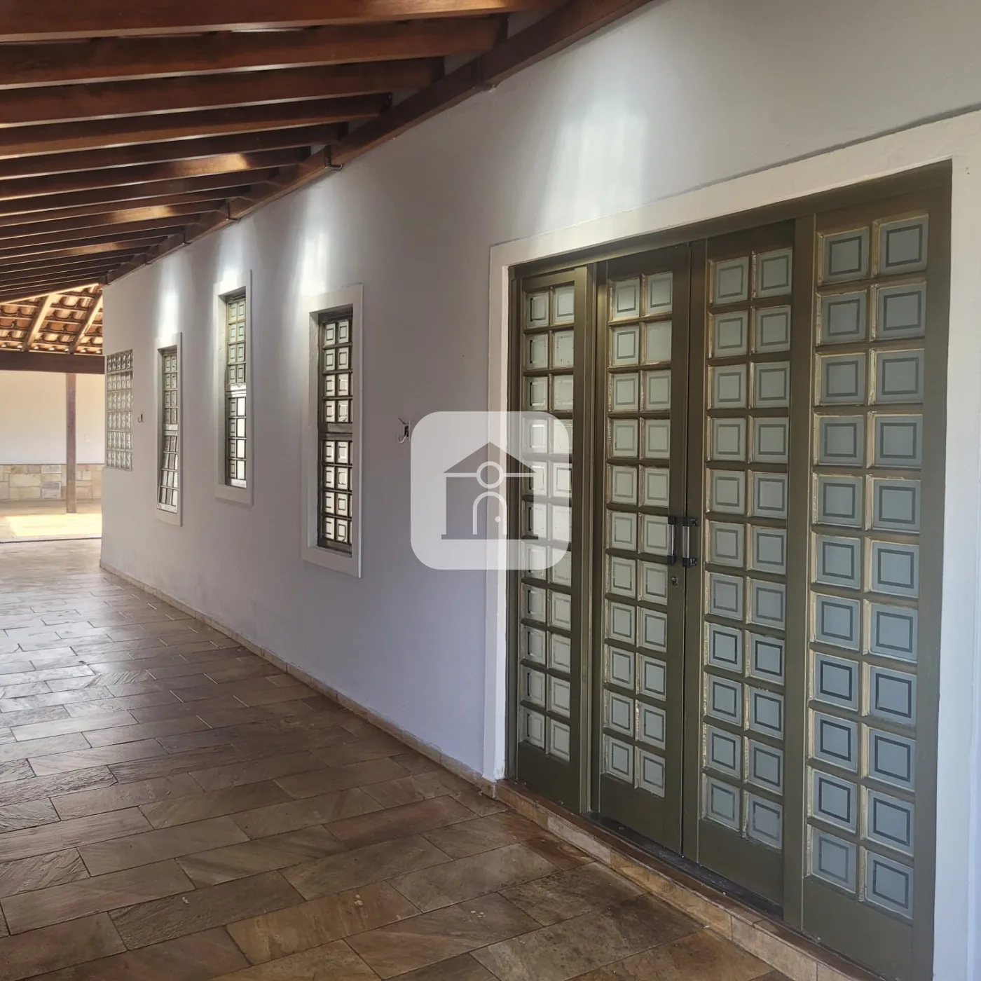 Alugar Casa / Padr&atilde;o em Uberl&acirc;ndia R$ 5.000,00 - Foto 24