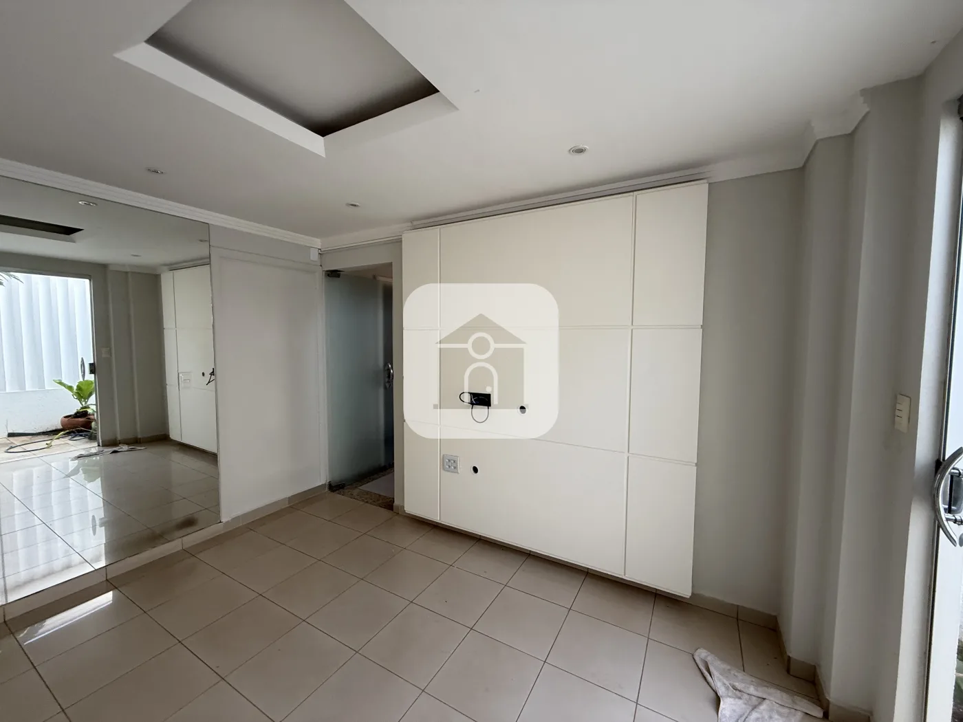Alugar Comercial / Casa Comercial em Uberl&acirc;ndia R$ 6.000,00 - Foto 6