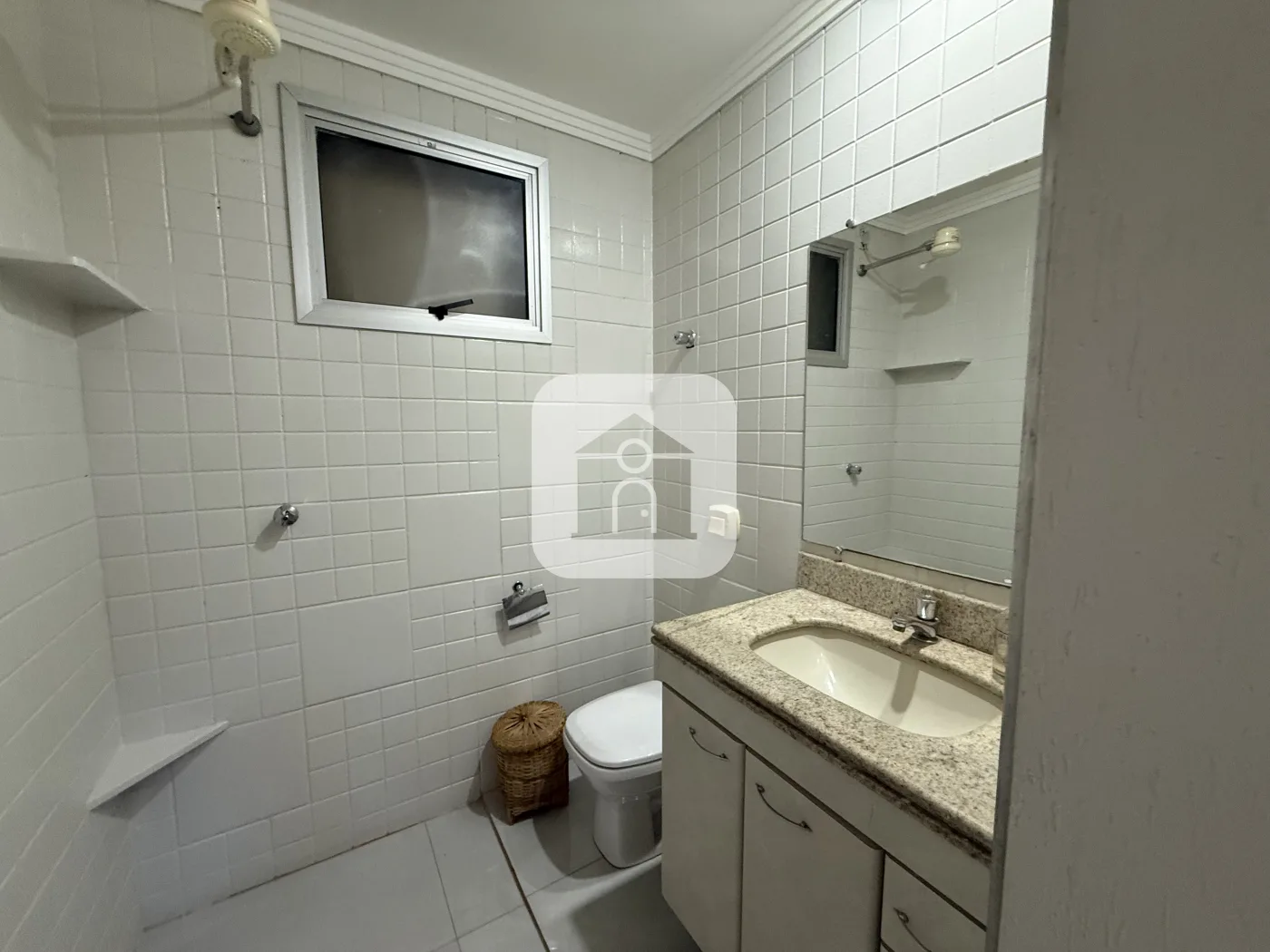 Alugar Comercial / Casa Comercial em Uberl&acirc;ndia R$ 6.000,00 - Foto 17