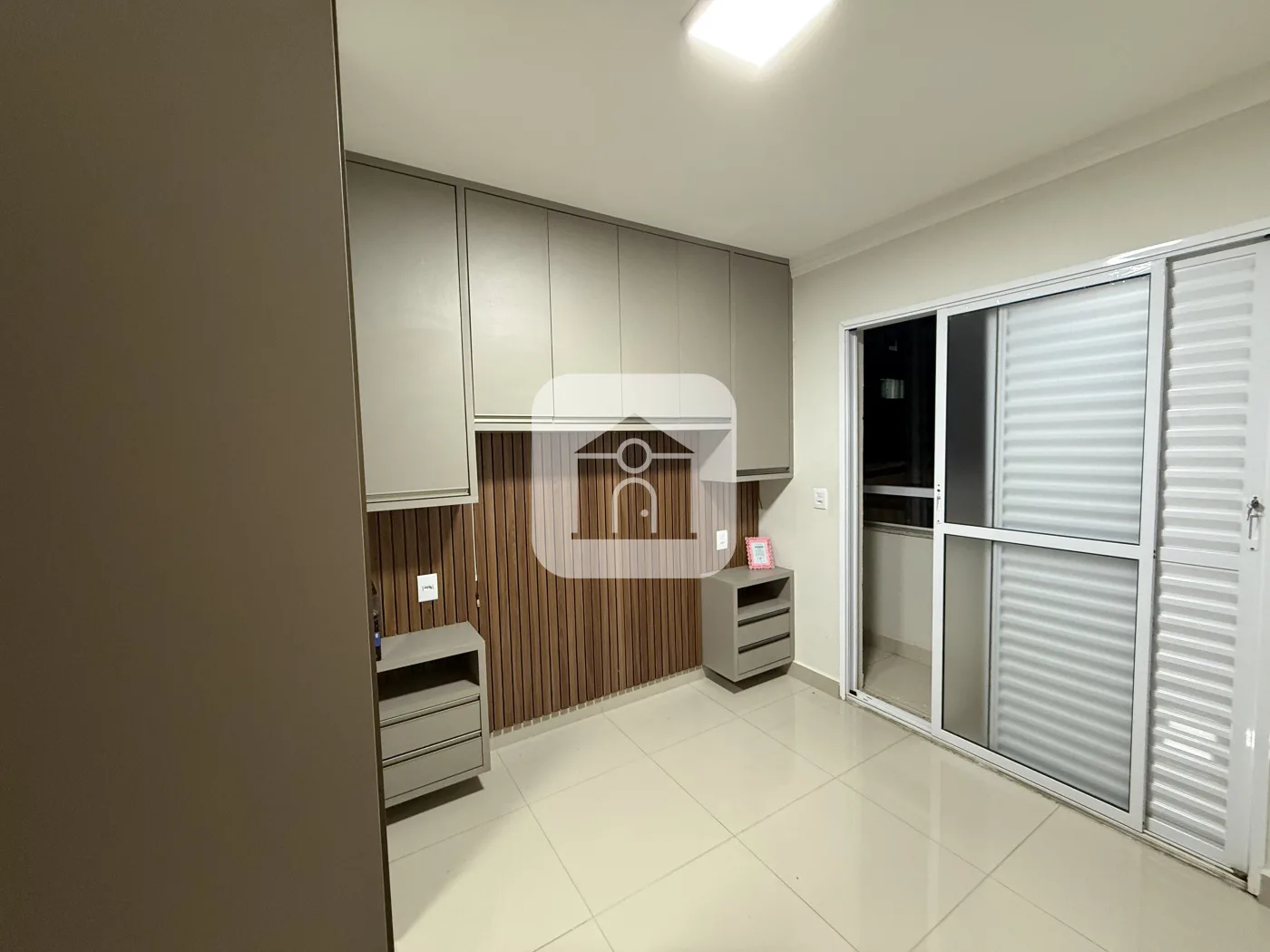 Alugar Apartamento / Padr&atilde;o em Uberl&acirc;ndia R$ 2.200,00 - Foto 9