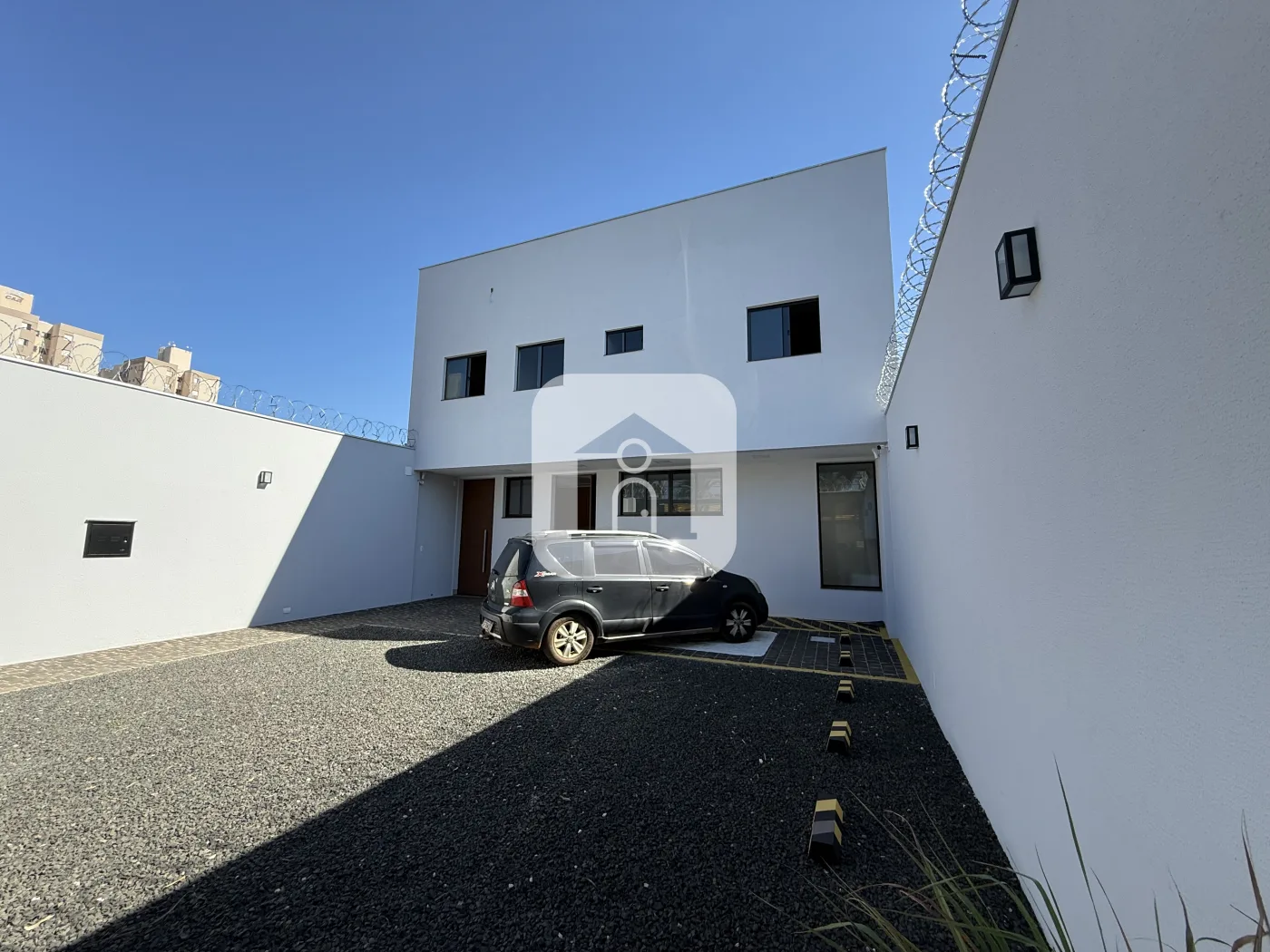 Alugar Apartamento / Sobrado em Uberl&acirc;ndia R$ 1.750,00 - Foto 2