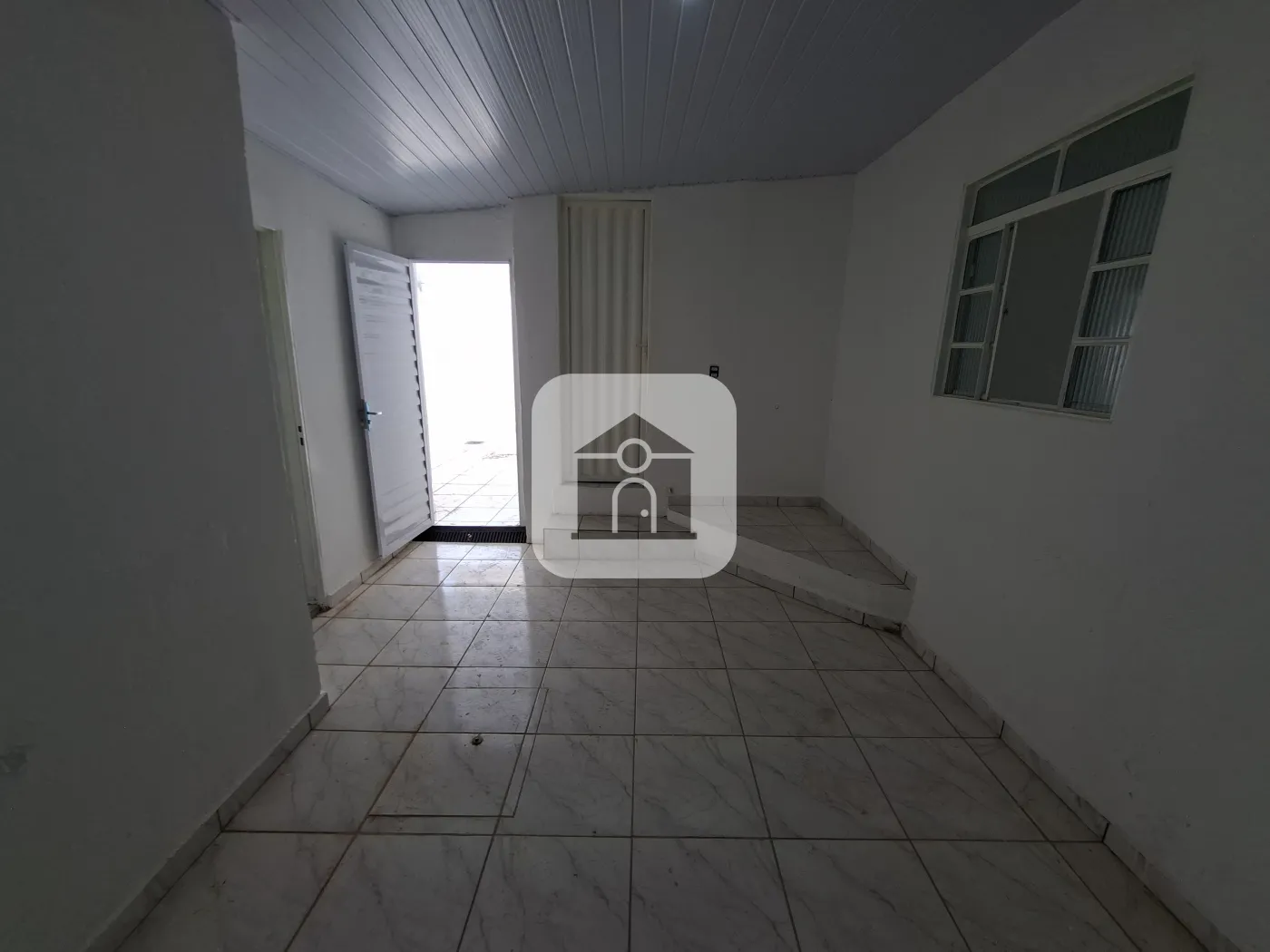 Alugar Comercial / Loja em Uberl&acirc;ndia R$ 3.000,00 - Foto 18