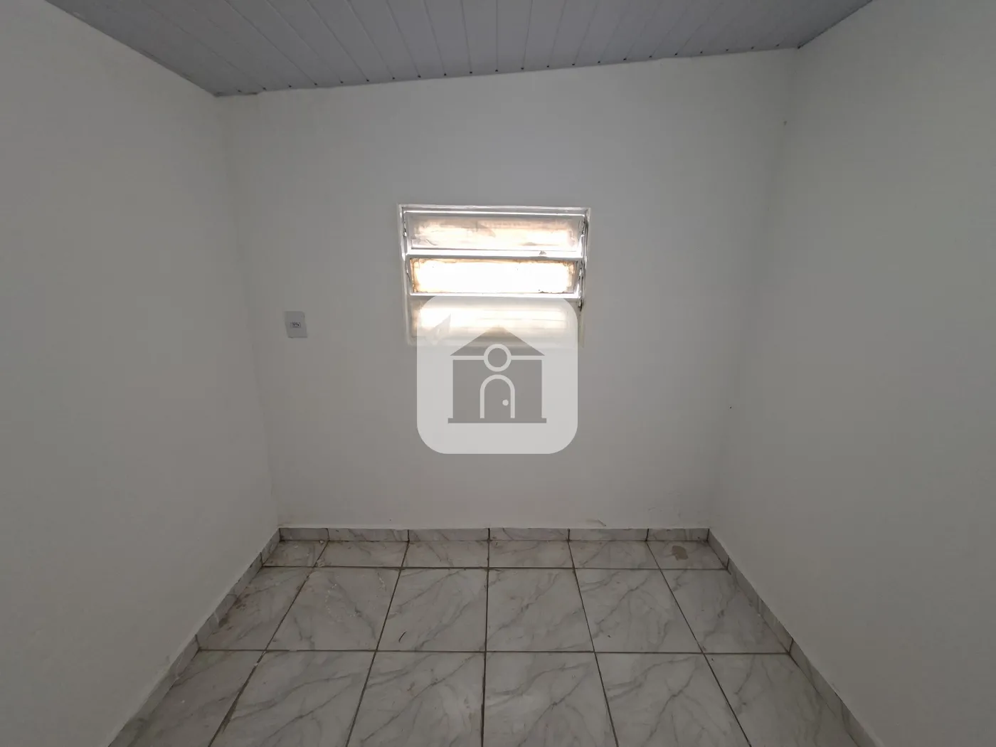 Alugar Comercial / Loja em Uberl&acirc;ndia R$ 3.000,00 - Foto 23