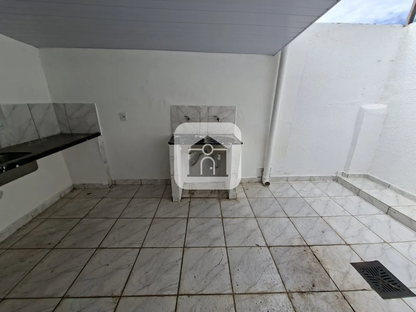 Alugar Comercial / Loja em Uberl&acirc;ndia R$ 3.000,00 - Foto 25