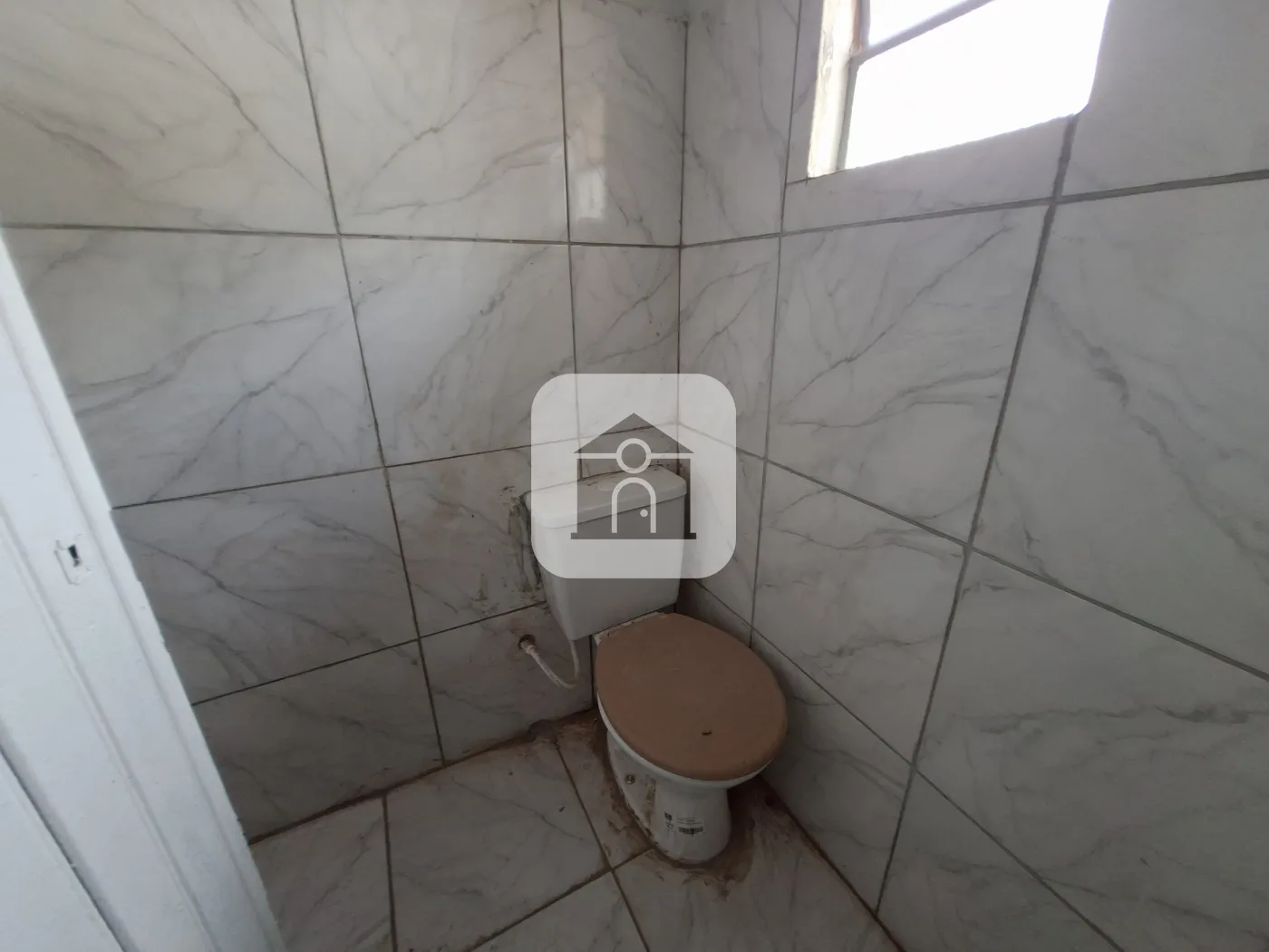 Alugar Comercial / Loja em Uberl&acirc;ndia R$ 3.000,00 - Foto 29