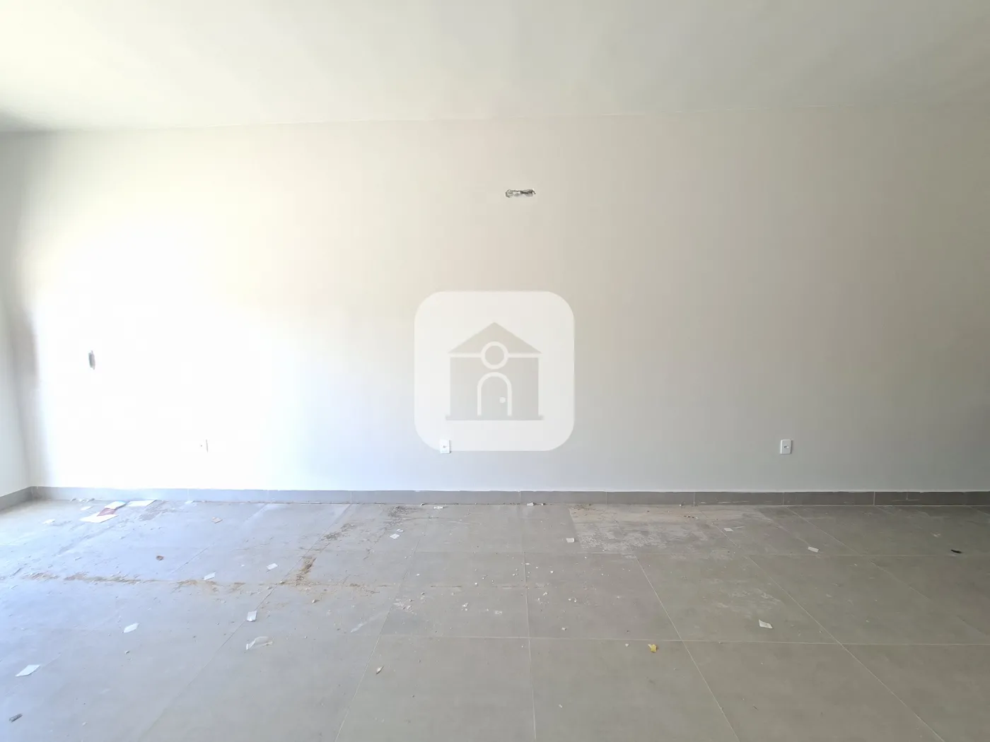 Alugar Comercial / Loja em Uberl&acirc;ndia R$ 1.550,00 - Foto 4