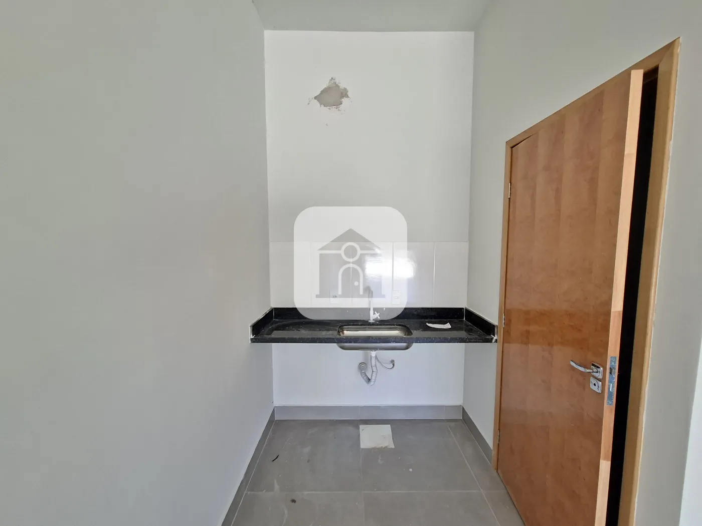 Alugar Comercial / Loja em Uberl&acirc;ndia R$ 1.550,00 - Foto 5