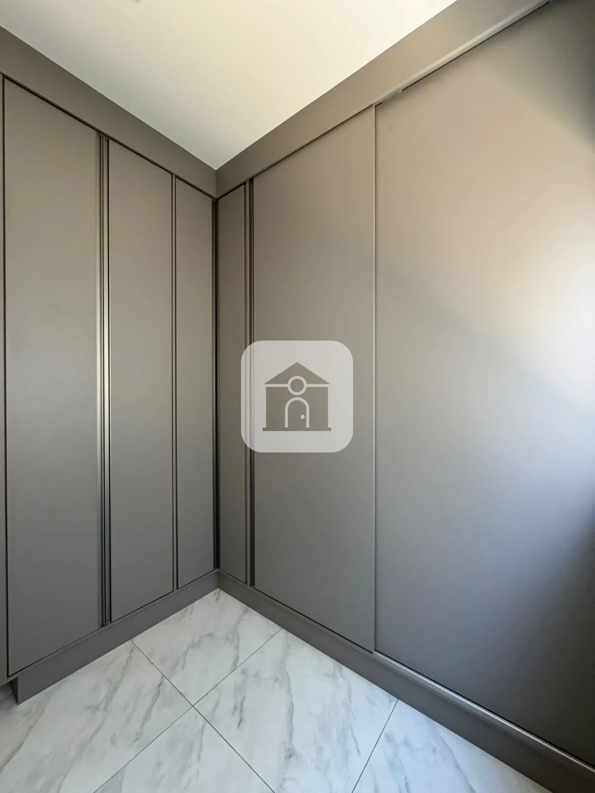 Alugar Casa / Padr&atilde;o em Uberl&acirc;ndia R$ 4.300,00 - Foto 8