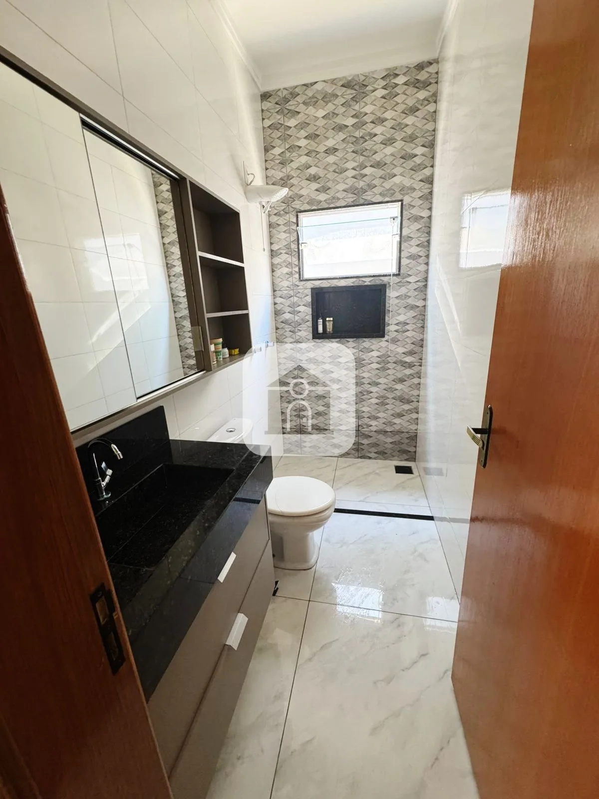 Alugar Casa / Padr&atilde;o em Uberl&acirc;ndia R$ 4.300,00 - Foto 13