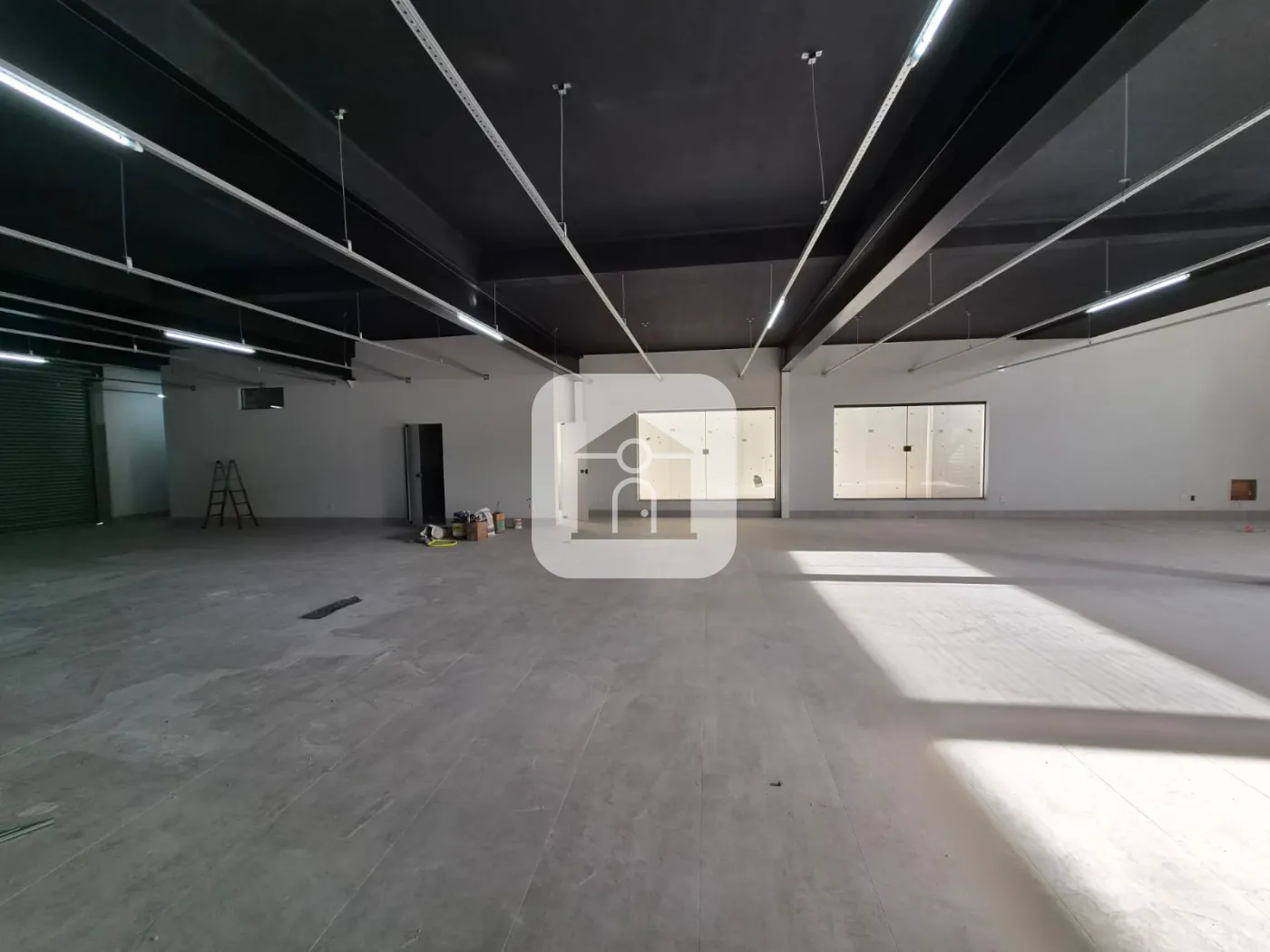 Alugar Comercial / Loja em Uberl&acirc;ndia R$ 35.000,00 - Foto 2