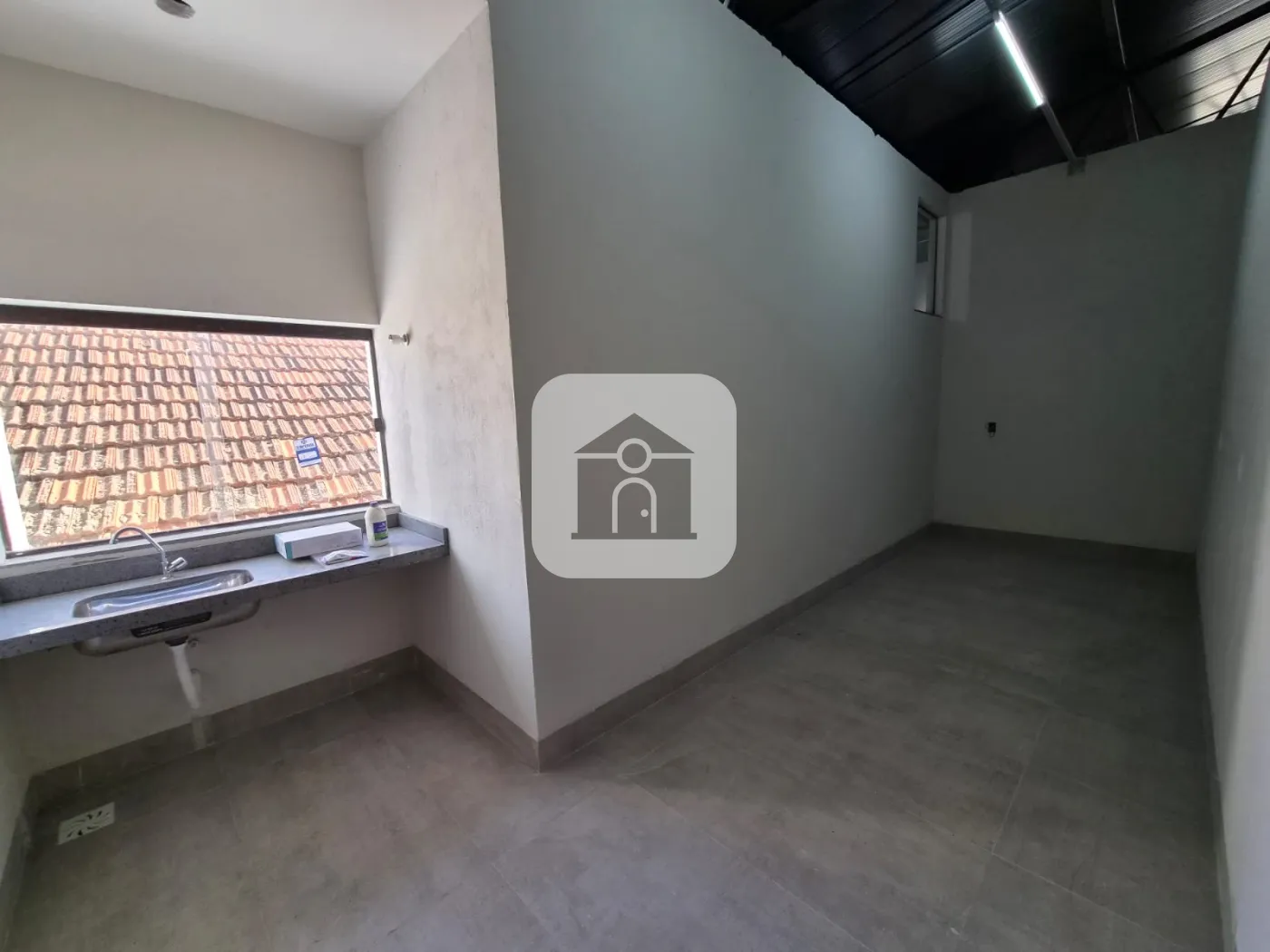 Alugar Comercial / Loja em Uberl&acirc;ndia R$ 35.000,00 - Foto 6