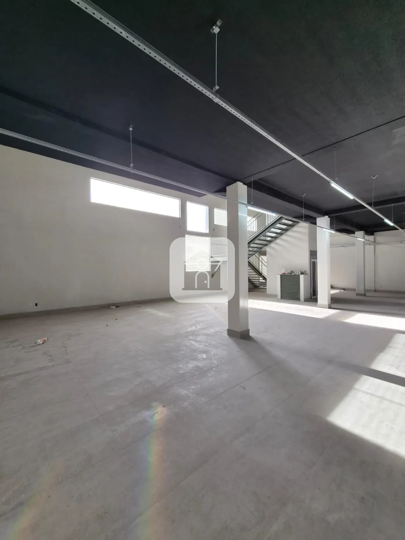 Alugar Comercial / Loja em Uberl&acirc;ndia R$ 35.000,00 - Foto 8