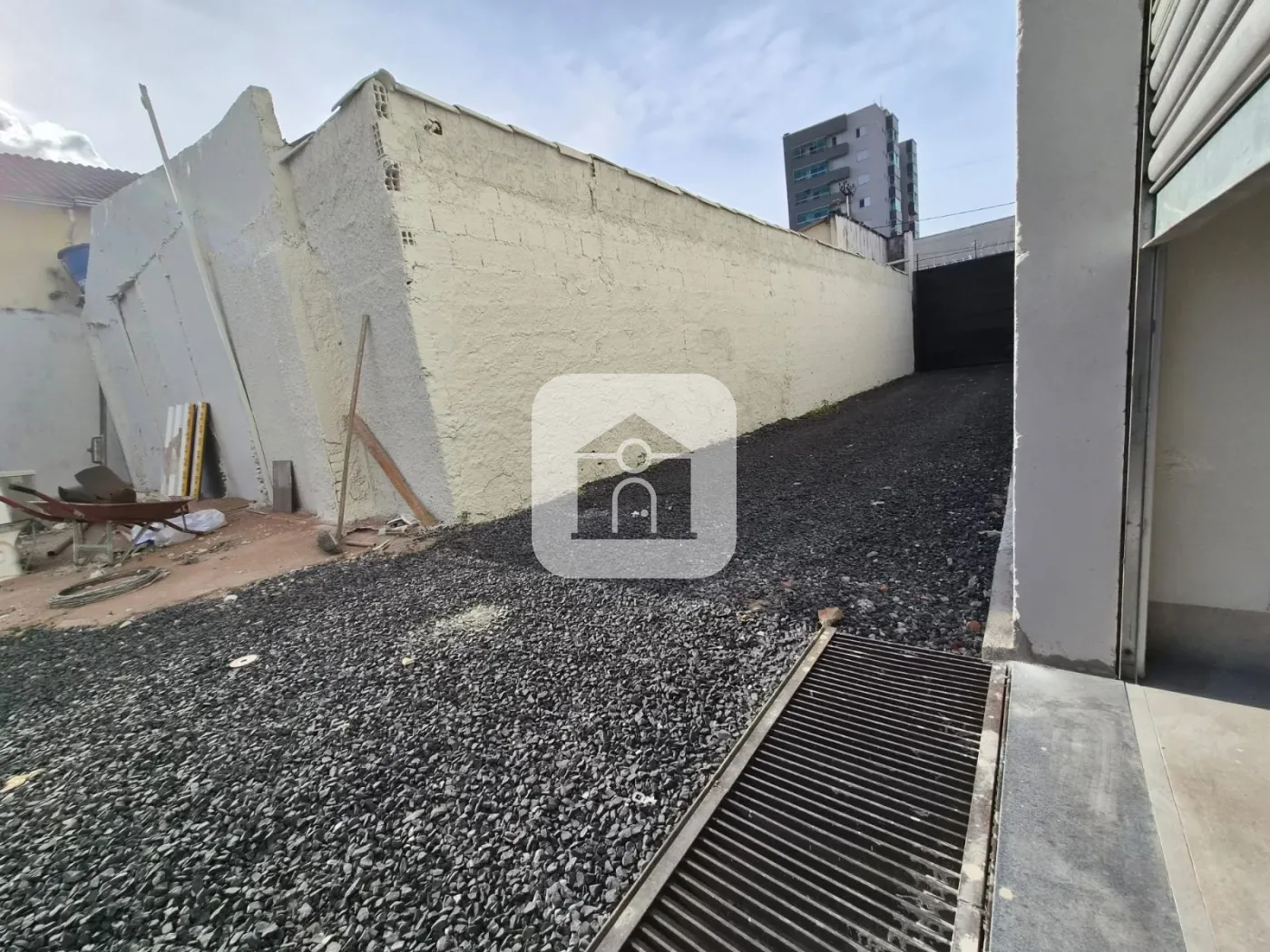 Alugar Comercial / Loja em Uberl&acirc;ndia R$ 35.000,00 - Foto 9