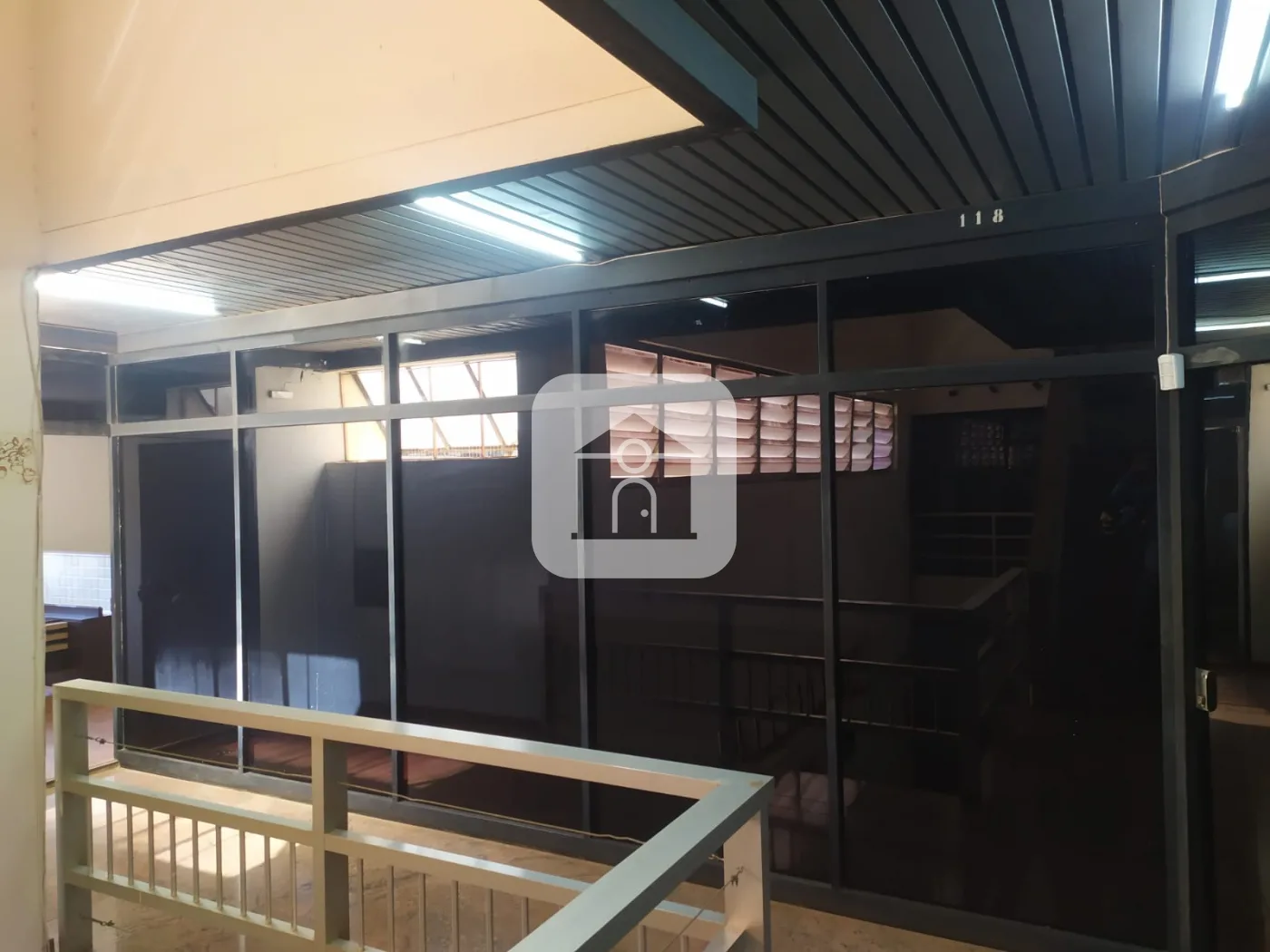 Alugar Comercial / Sala Comercial em Uberl&acirc;ndia R$ 1.000,00 - Foto 5