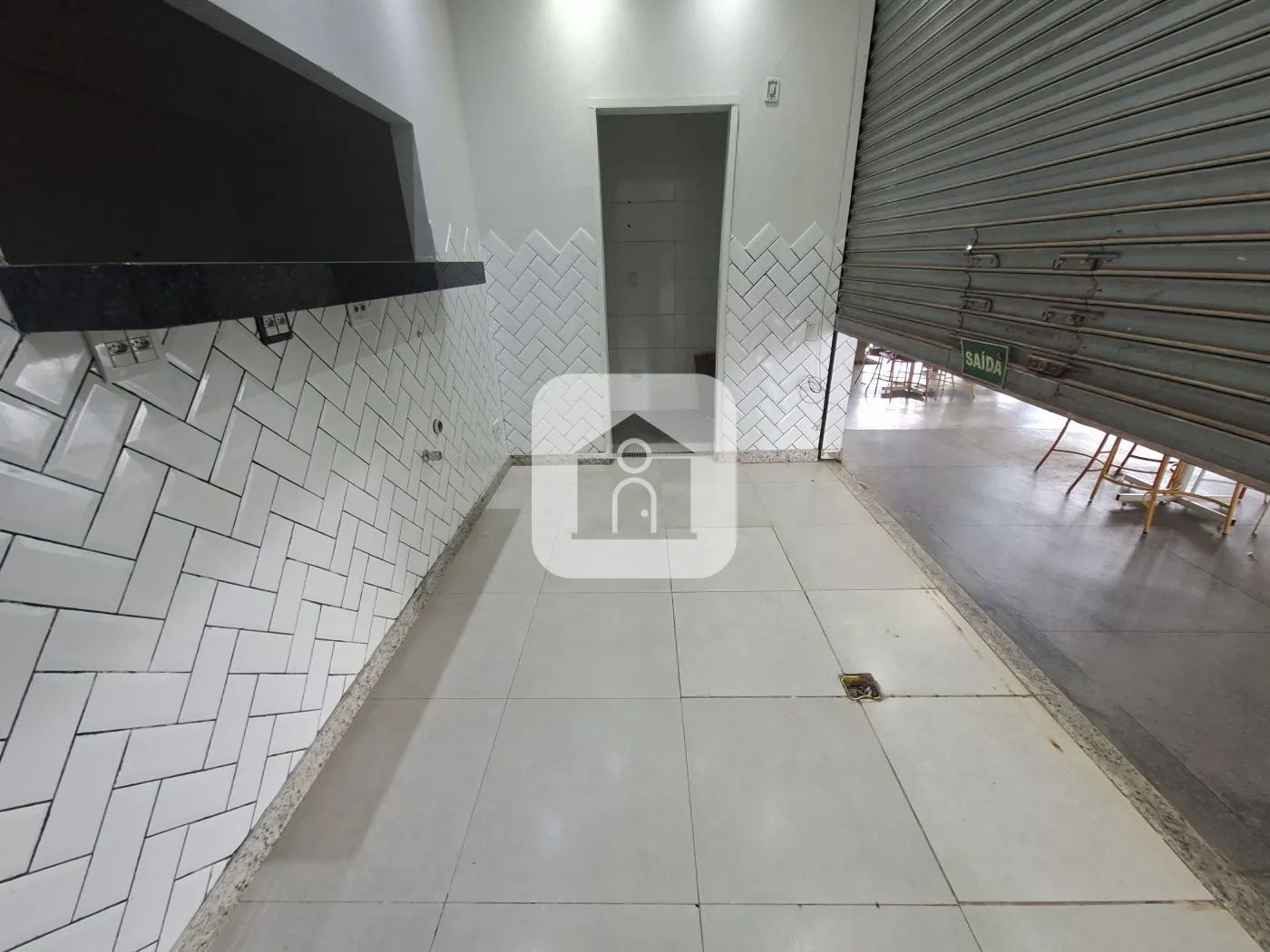 Alugar Comercial / Loja em Uberl&acirc;ndia R$ 1.679,00 - Foto 1
