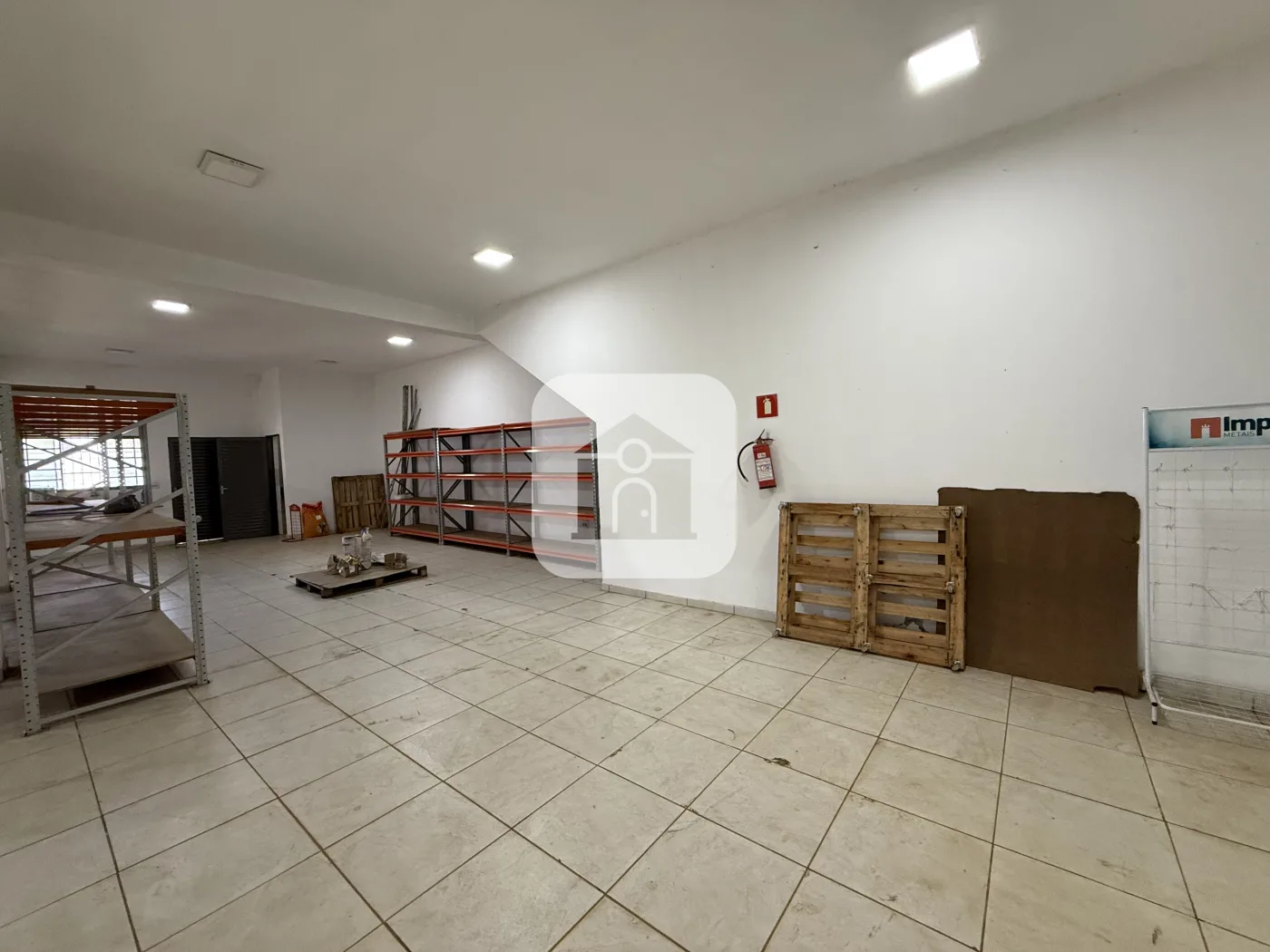 Alugar Comercial / Loja em Uberl&acirc;ndia R$ 3.400,00 - Foto 6