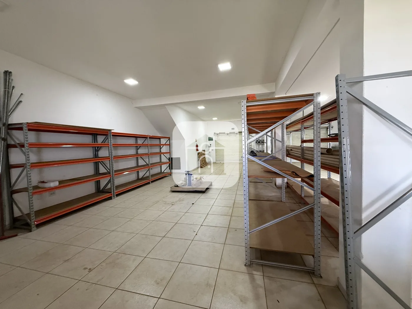 Alugar Comercial / Loja em Uberl&acirc;ndia R$ 3.400,00 - Foto 9