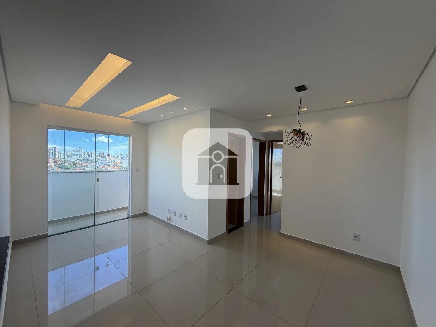 Alugar Apartamento / Padr&atilde;o em Uberl&acirc;ndia R$ 2.600,00 - Foto 1