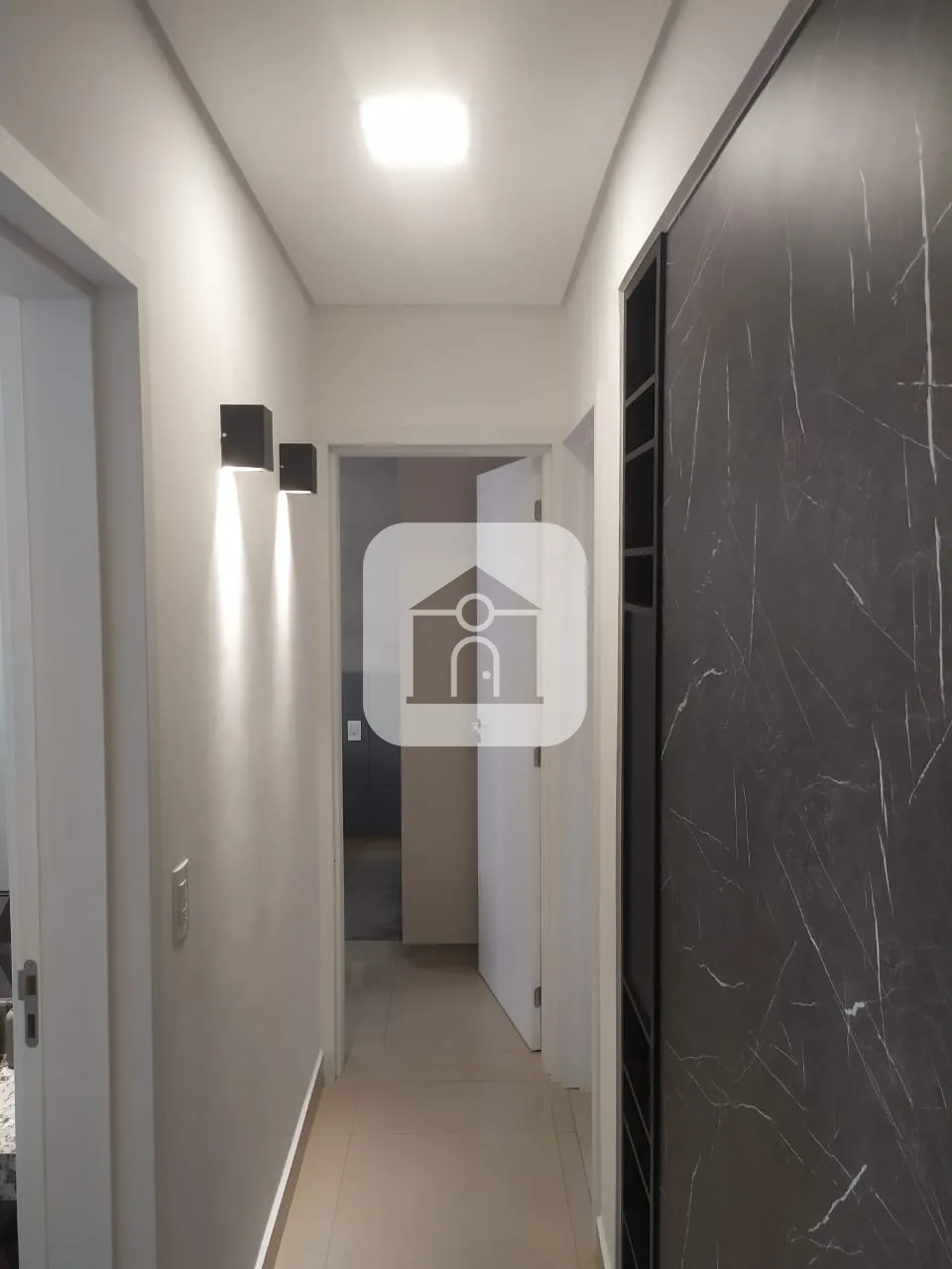 Alugar Apartamento / Padr&atilde;o em Uberlandia R$ 4.500,00 - Foto 4