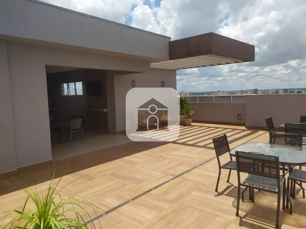 Alugar Apartamento / Padr&atilde;o em Uberlandia R$ 4.500,00 - Foto 27