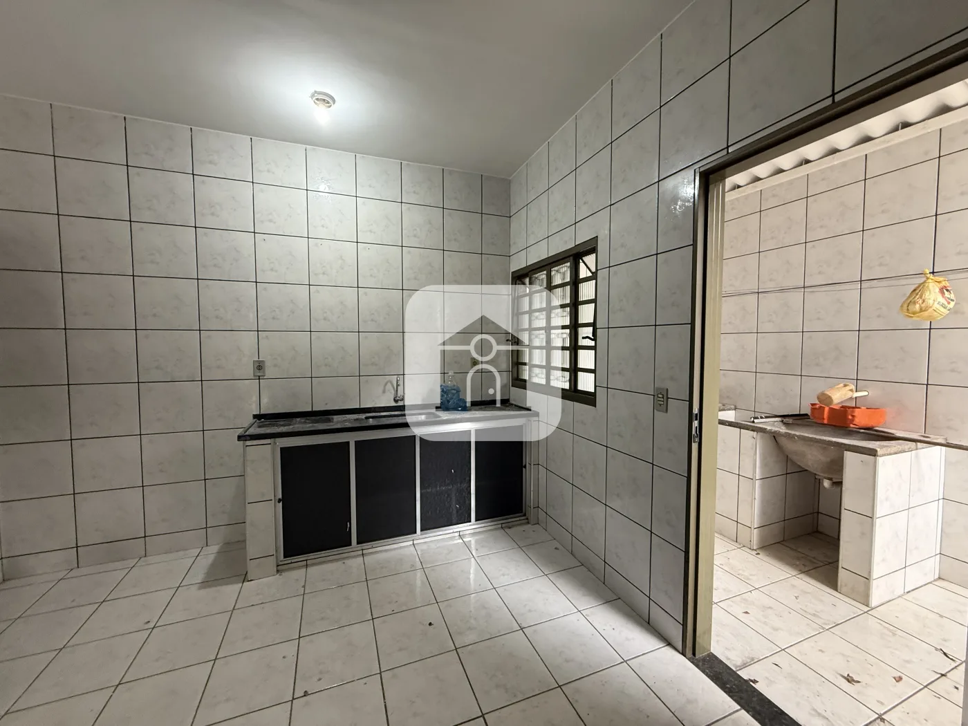 Alugar Casa / Padr&atilde;o em Uberl&acirc;ndia R$ 1.980,00 - Foto 4