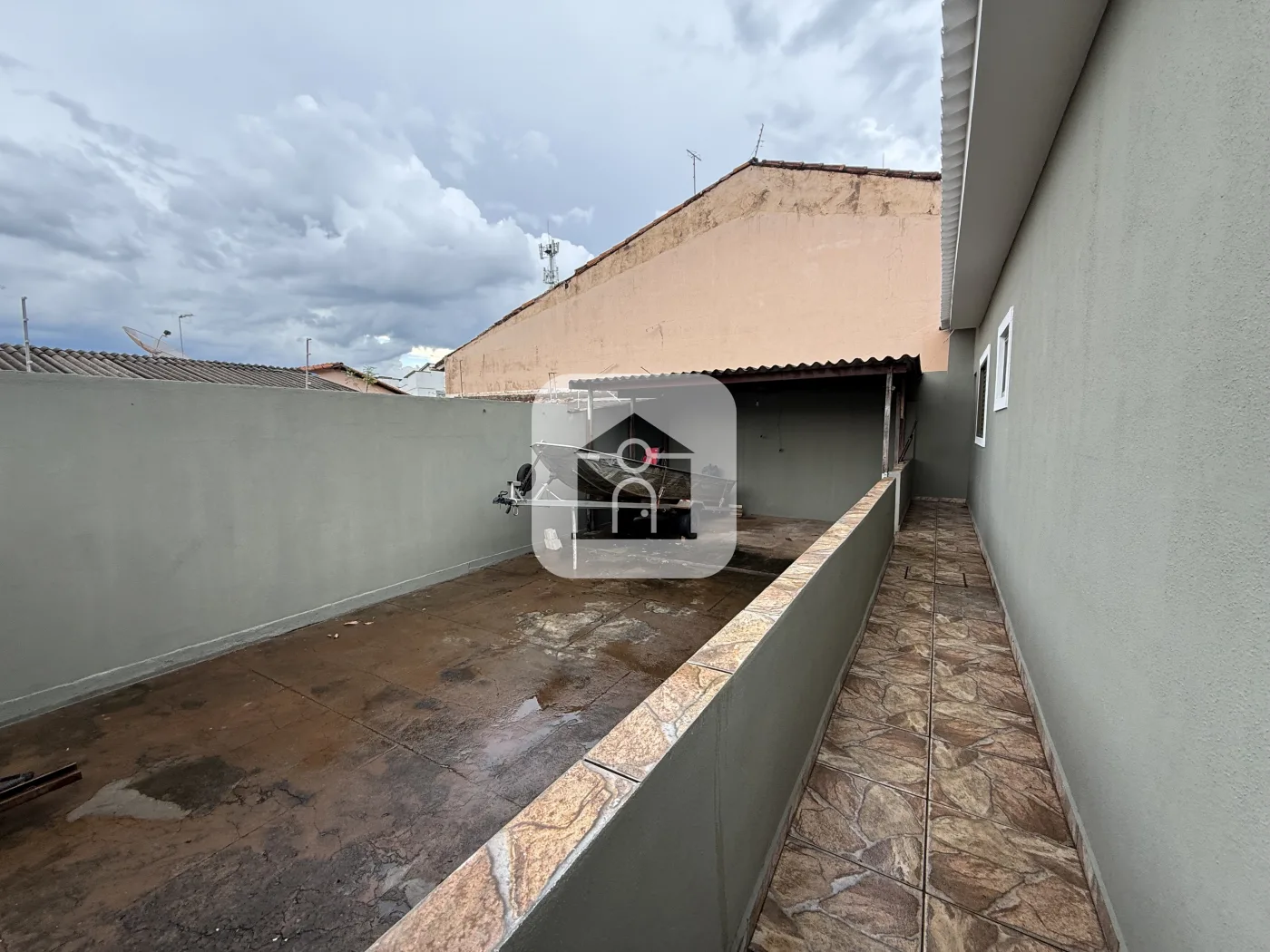 Alugar Casa / Padr&atilde;o em Uberl&acirc;ndia R$ 1.980,00 - Foto 11