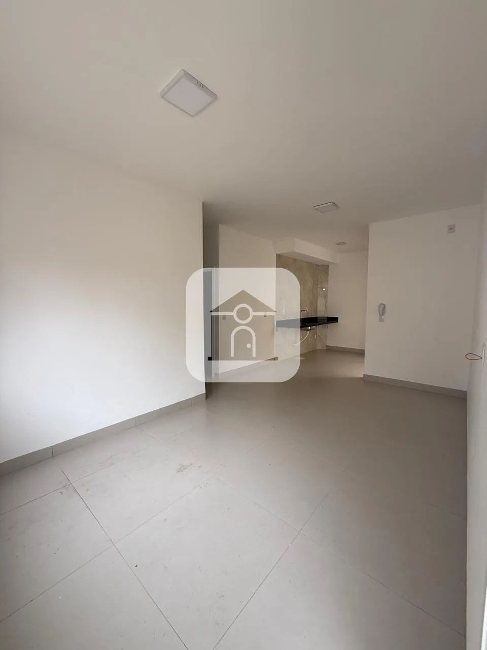 Alugar Apartamento / Padr&atilde;o em Araguari R$ 2.000,00 - Foto 4
