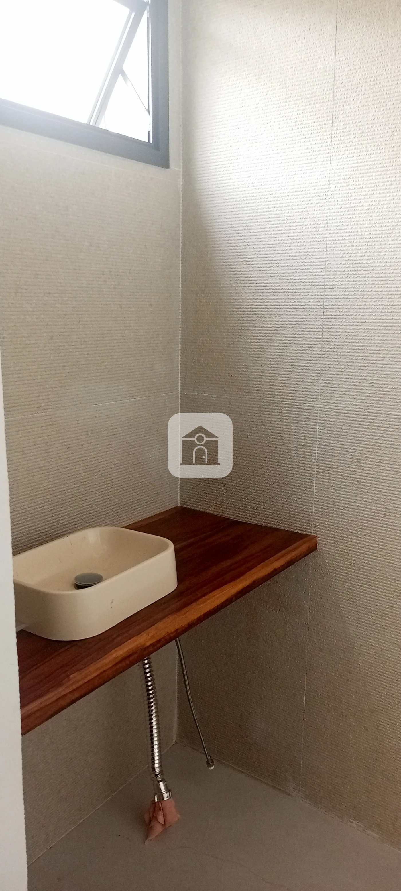 Alugar Comercial / Sala Comercial em Uberl&acirc;ndia R$ 2.500,00 - Foto 9