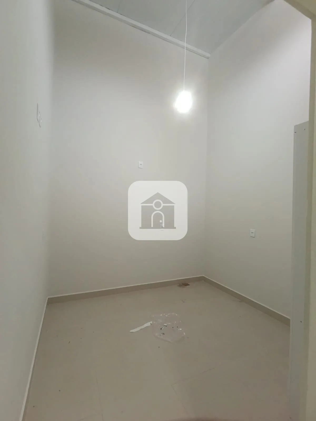 Alugar Apartamento / Quitinete em Uberl&acirc;ndia R$ 1.350,00 - Foto 1