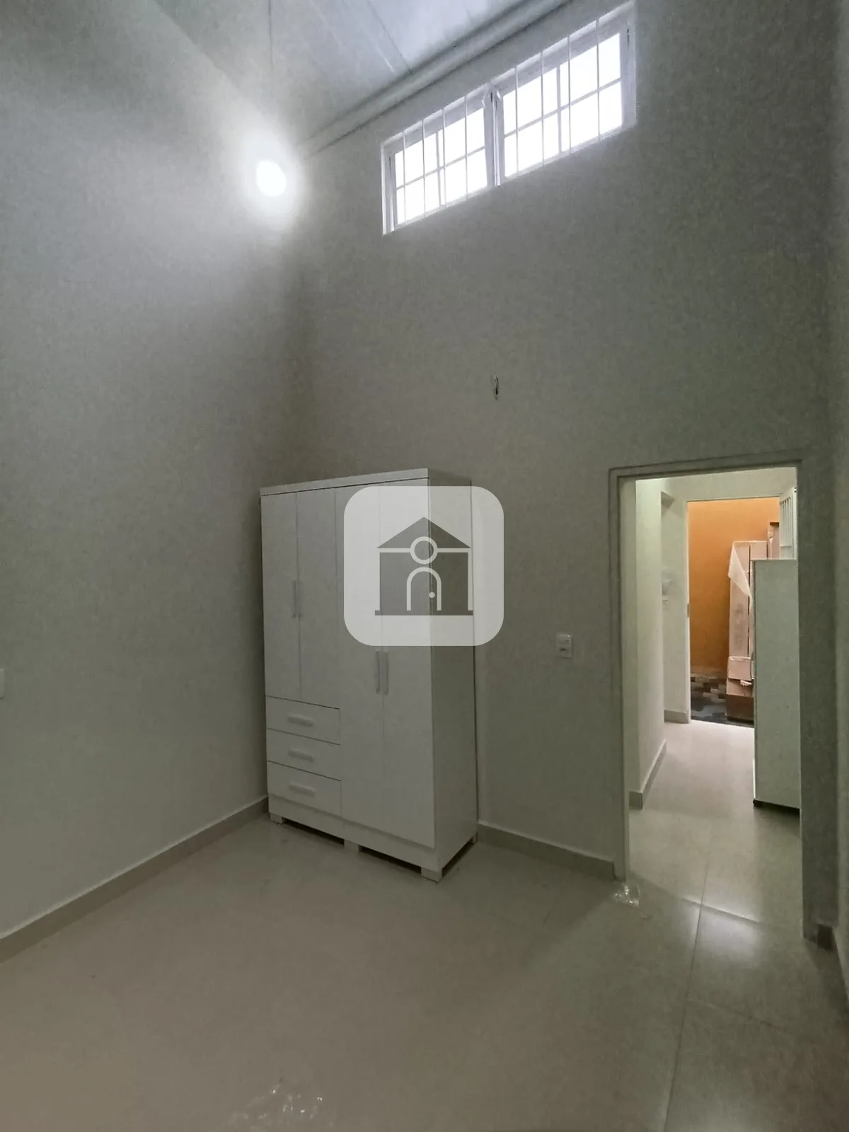 Alugar Apartamento / Quitinete em Uberl&acirc;ndia R$ 1.350,00 - Foto 2