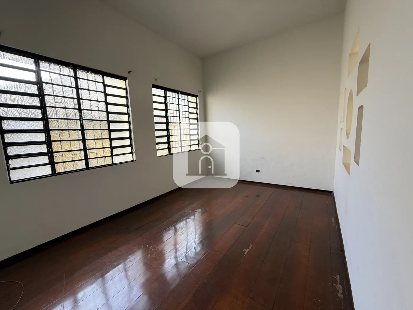 Alugar Casa / Padr&atilde;o em Uberl&acirc;ndia R$ 3.400,00 - Foto 26