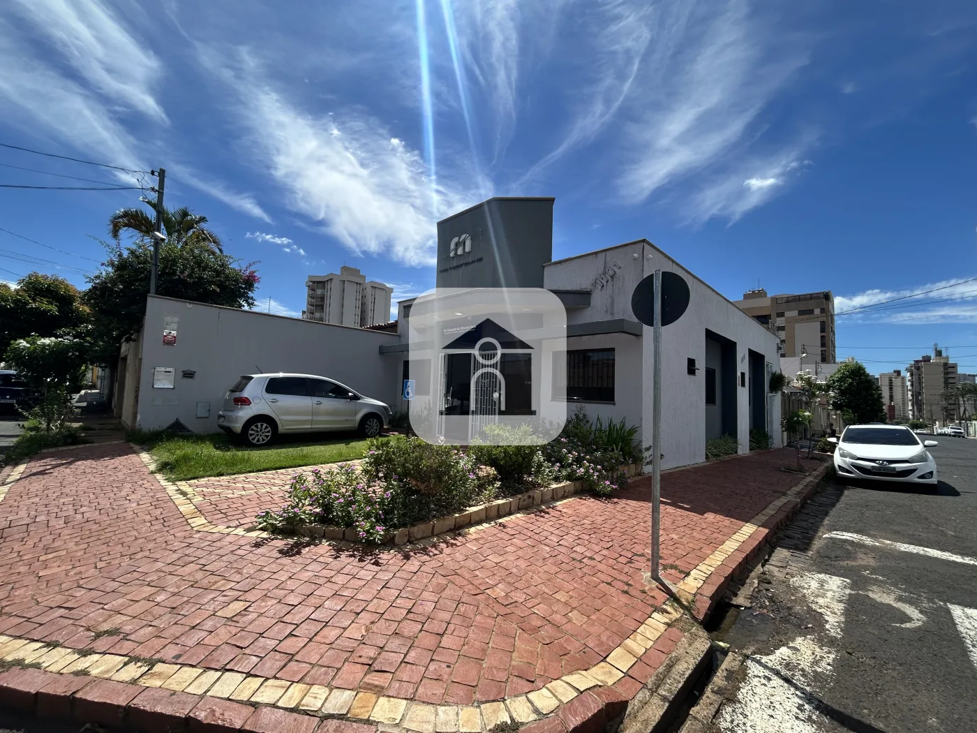 Alugar Comercial / Sala Comercial em Uberl&acirc;ndia R$ 1.900,00 - Foto 3