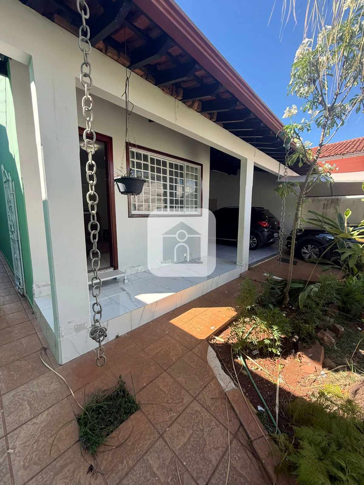 Alugar Casa / Padr&atilde;o em Araguari R$ 2.900,00 - Foto 2