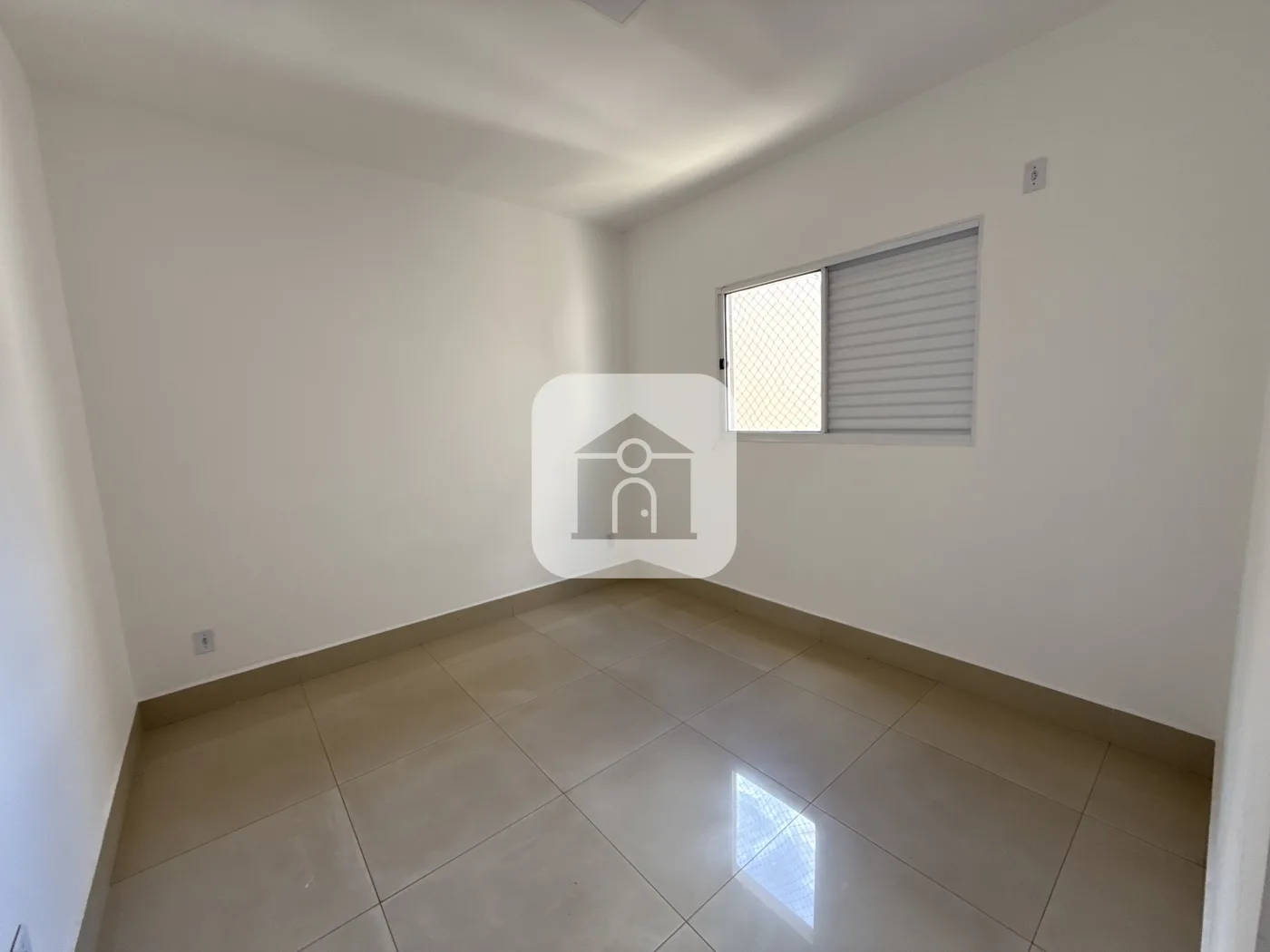 Alugar Casa / Padr&atilde;o em Uberl&acirc;ndia R$ 2.500,00 - Foto 7