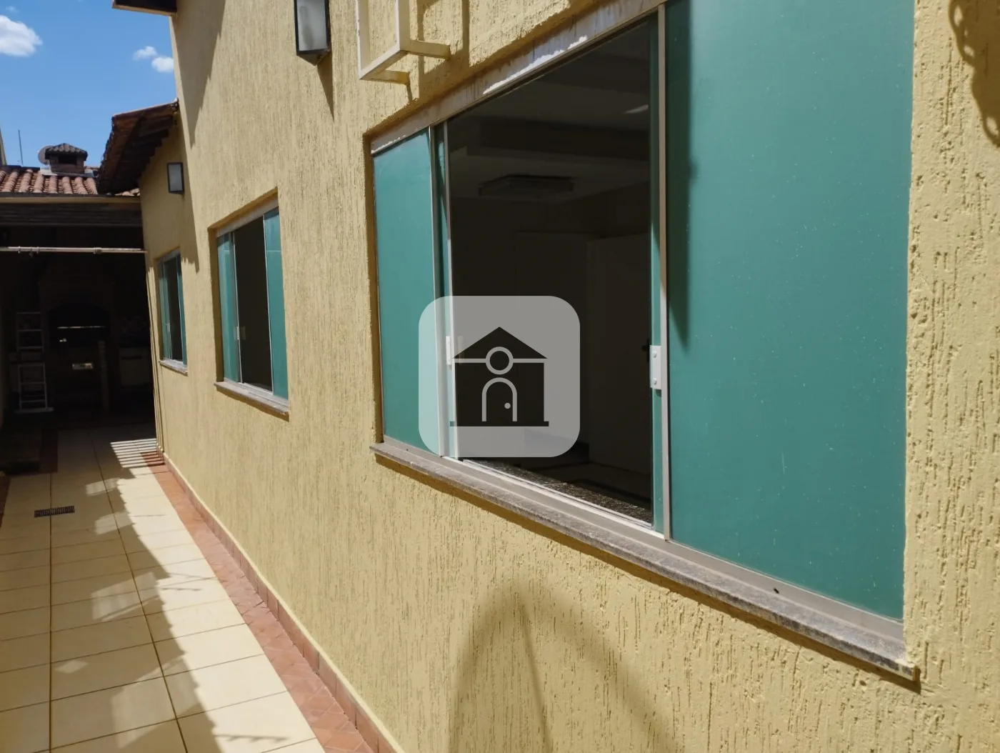 Alugar Casa / Padr&atilde;o em Uberl&acirc;ndia R$ 3.800,00 - Foto 24