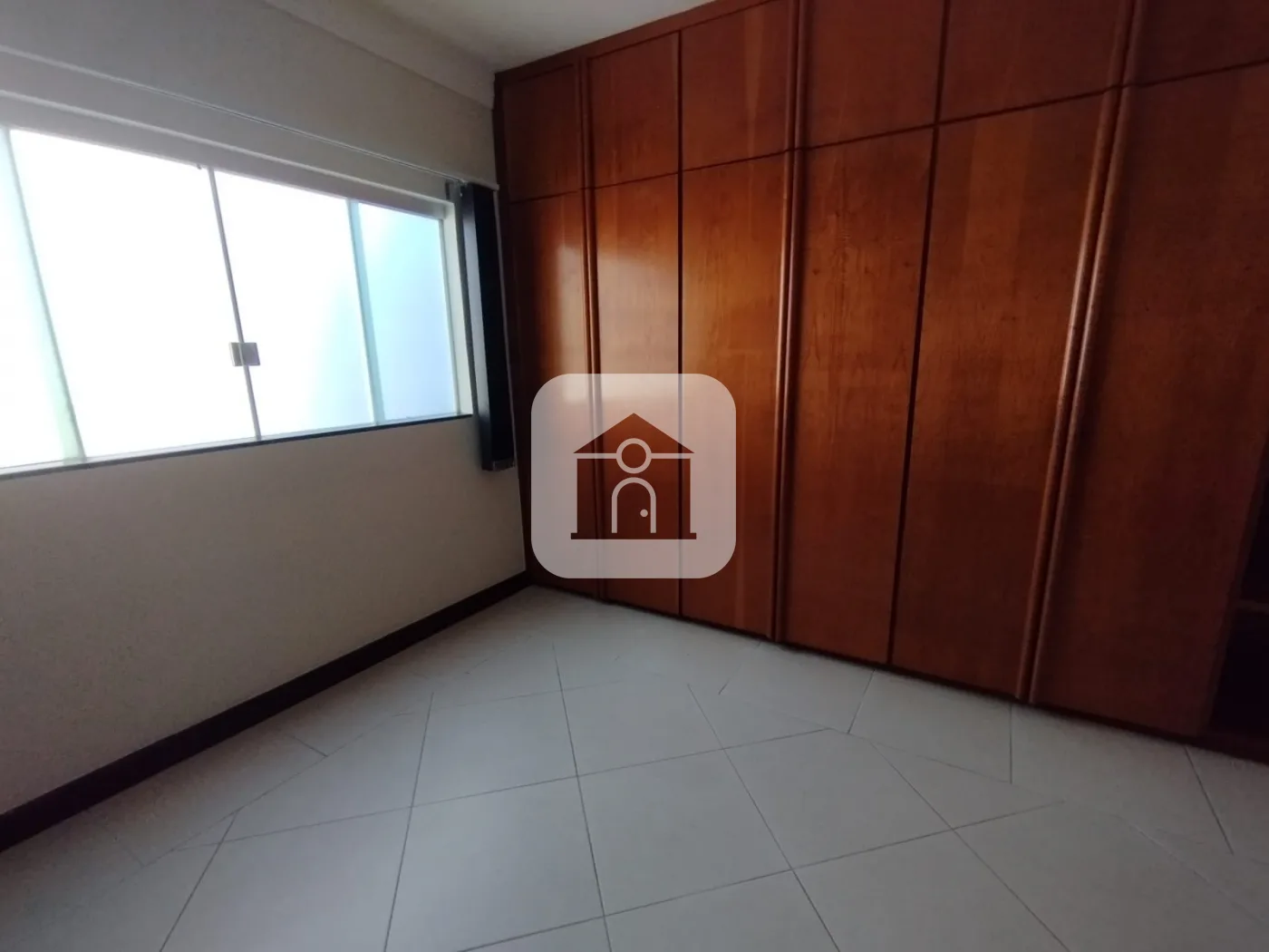 Alugar Casa / Padr&atilde;o em Uberl&acirc;ndia R$ 3.800,00 - Foto 25