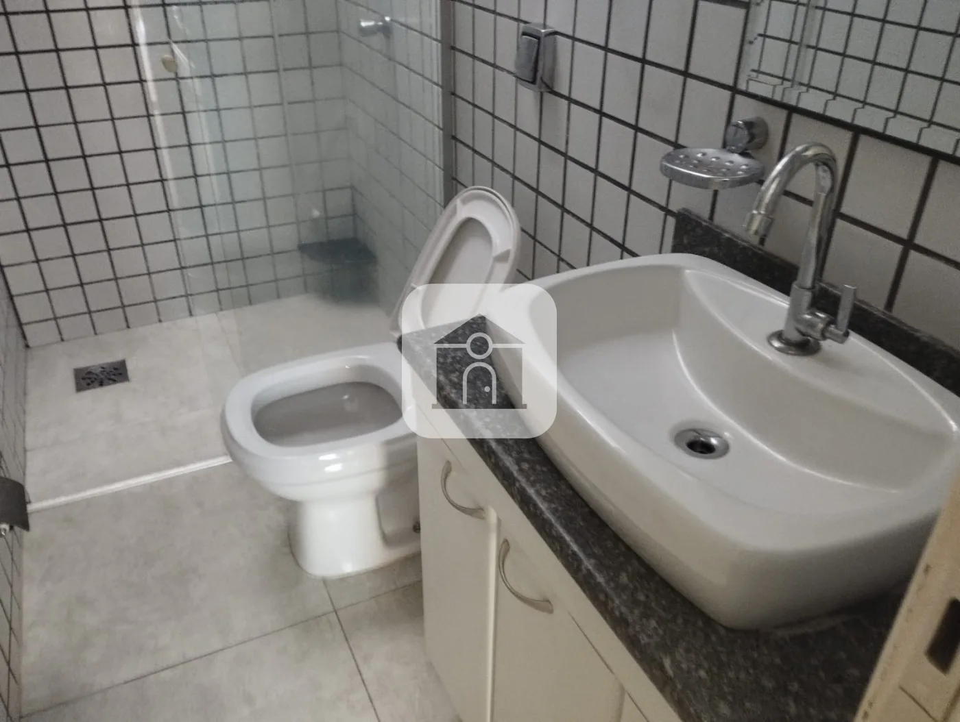 Alugar Casa / Padr&atilde;o em Uberl&acirc;ndia R$ 3.800,00 - Foto 28